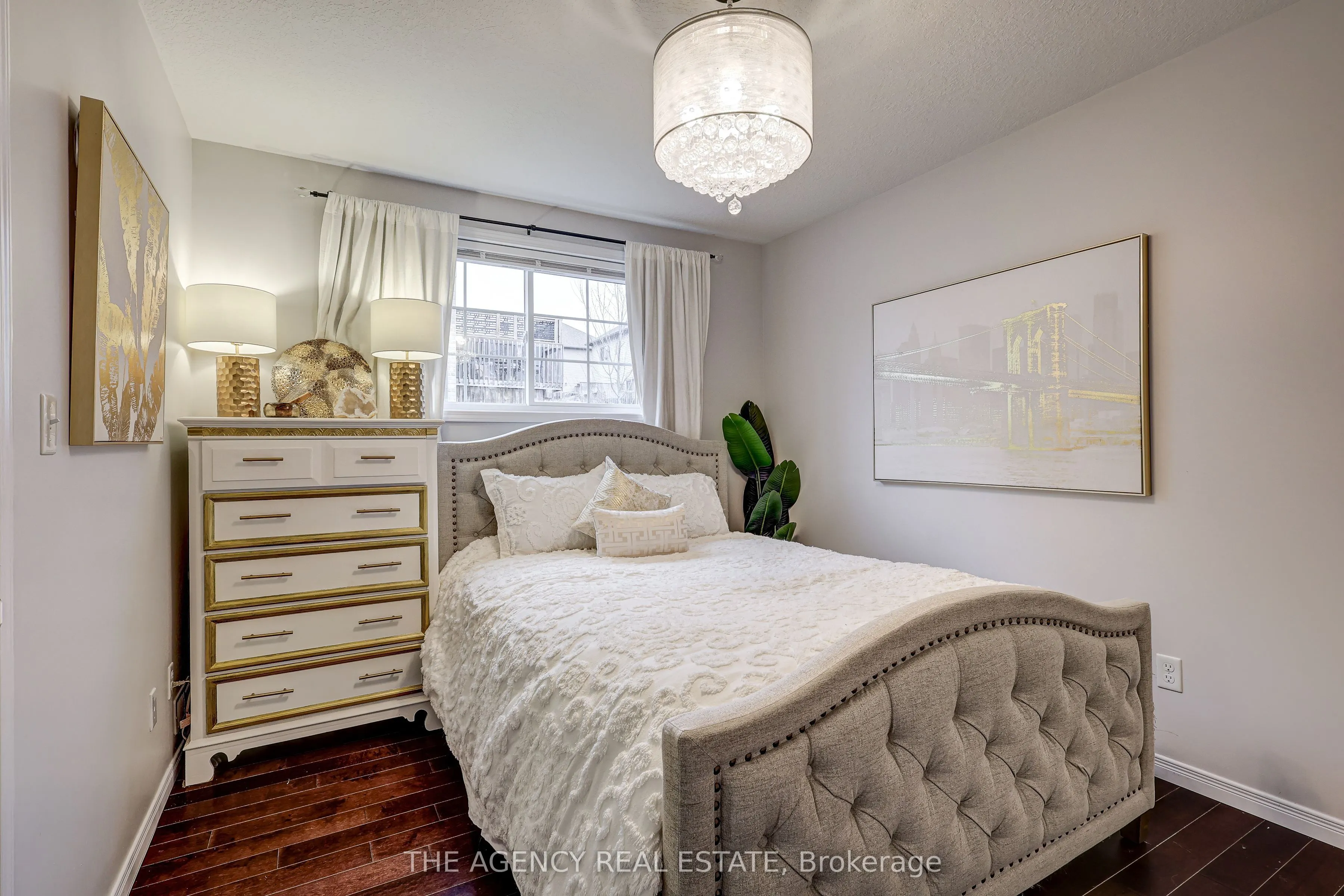 3200 Singleton Avenue, #82