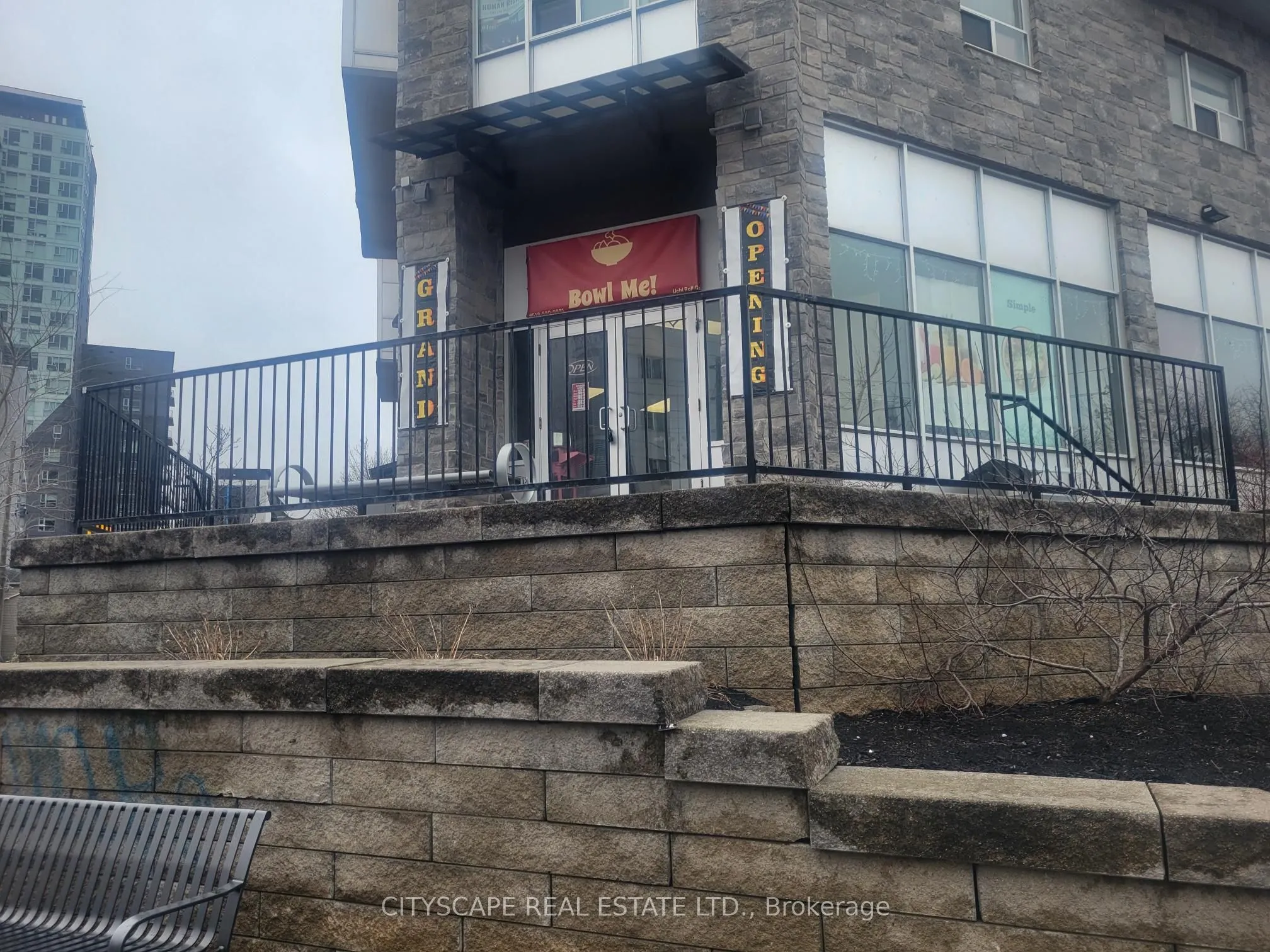 185 King Street N, #101
