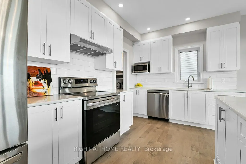 844 Snowdrop Crescent