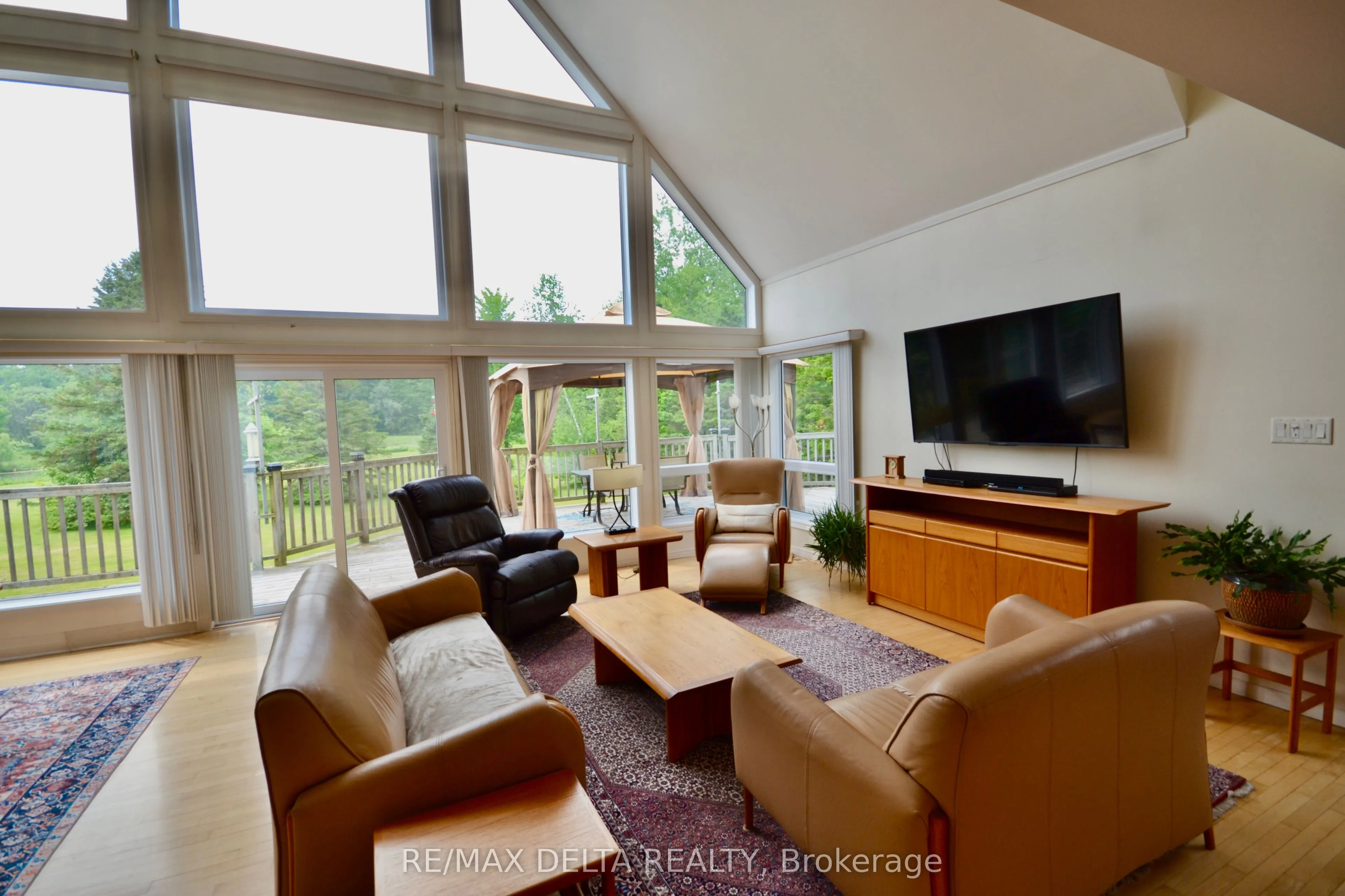 3888 Schnupp Road