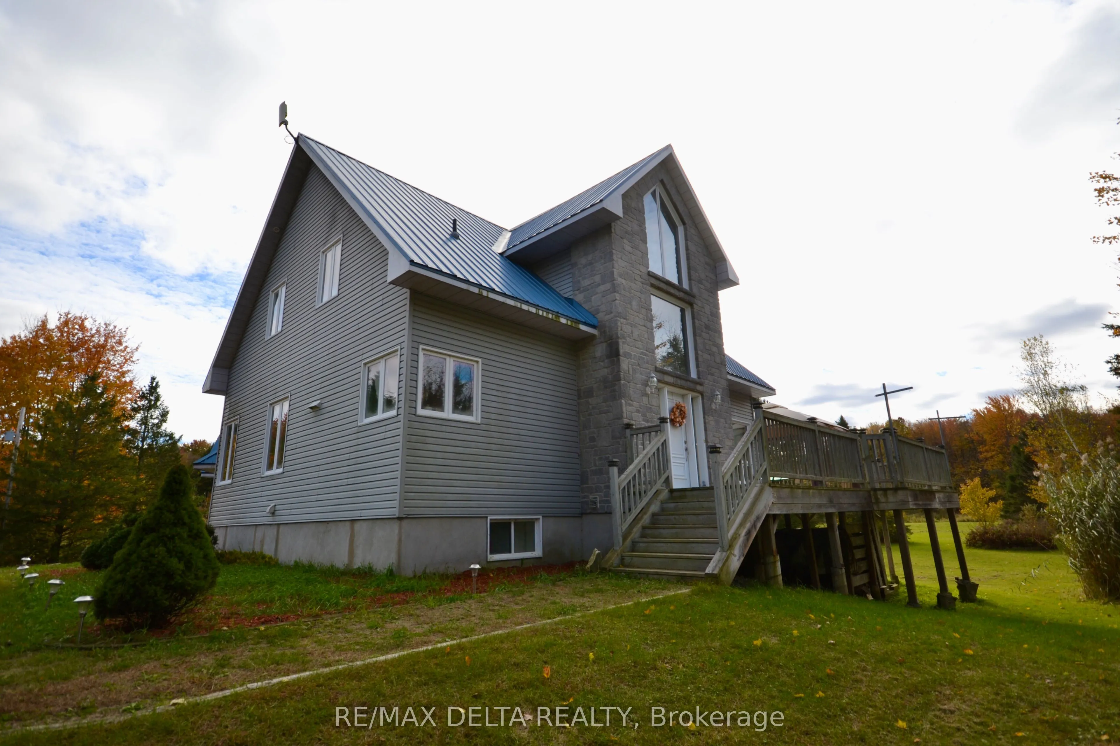 3888 Schnupp Road