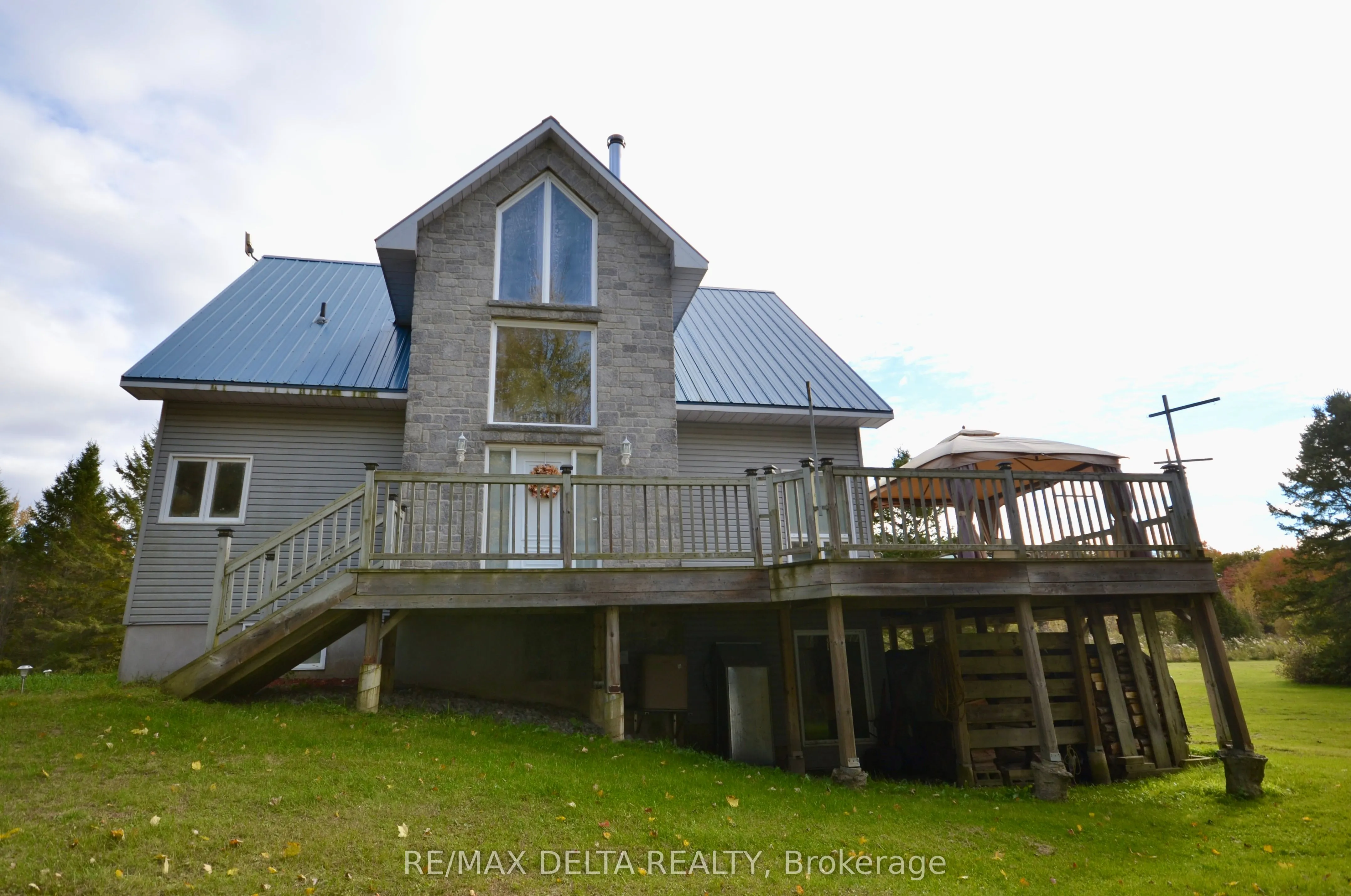 3888 Schnupp Road