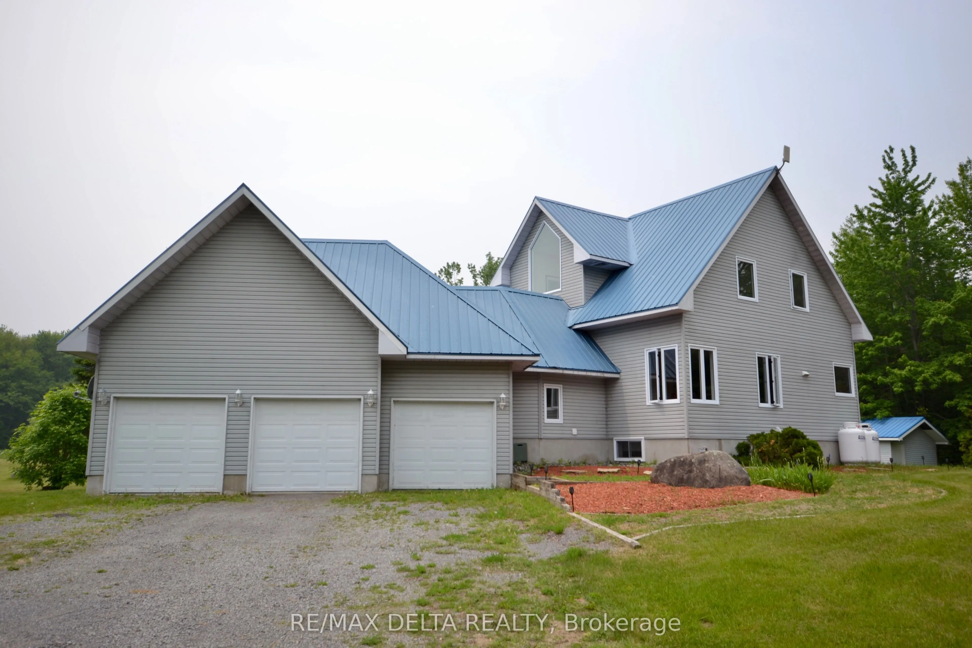 3888 Schnupp Road