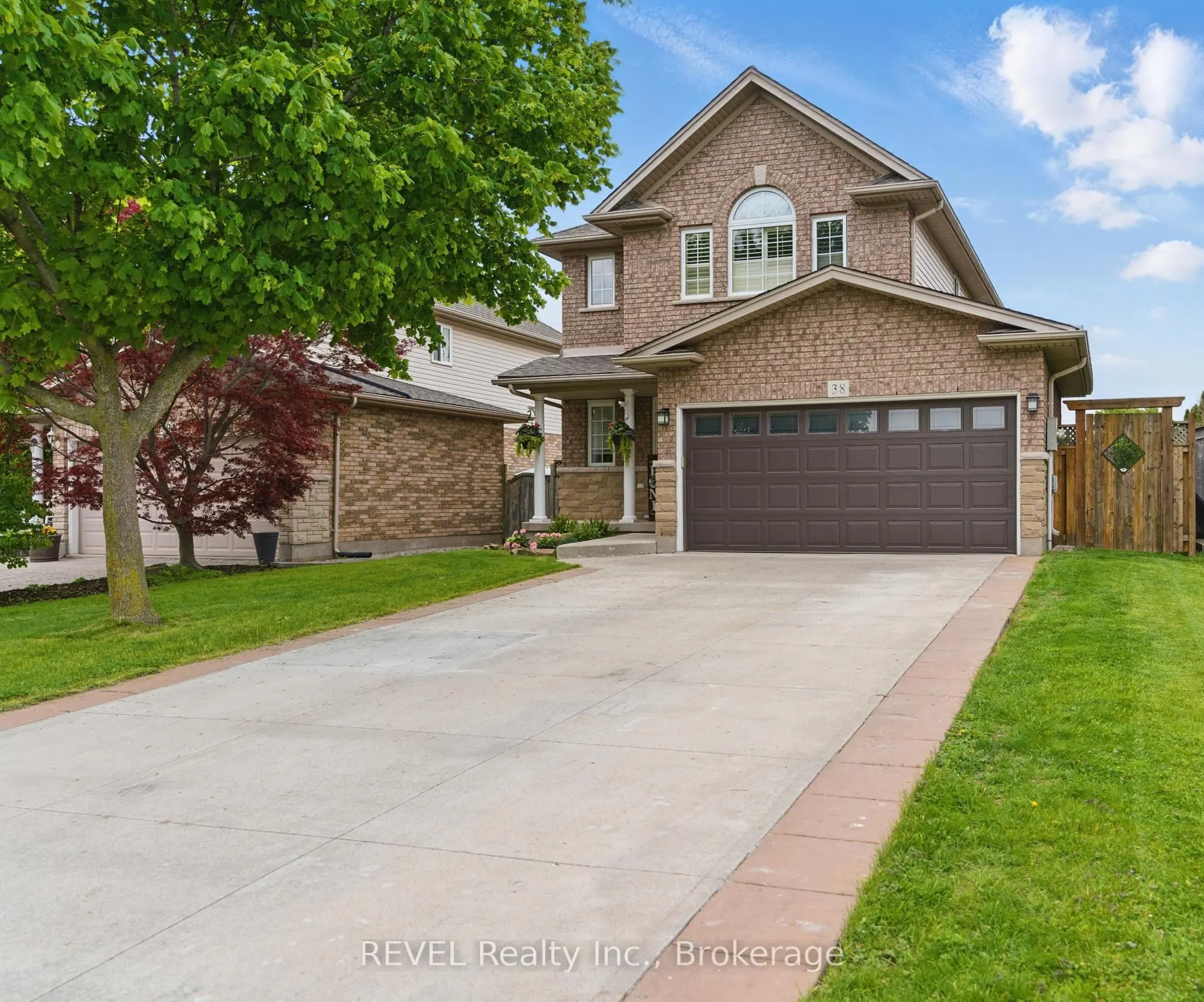 38 Udell Way