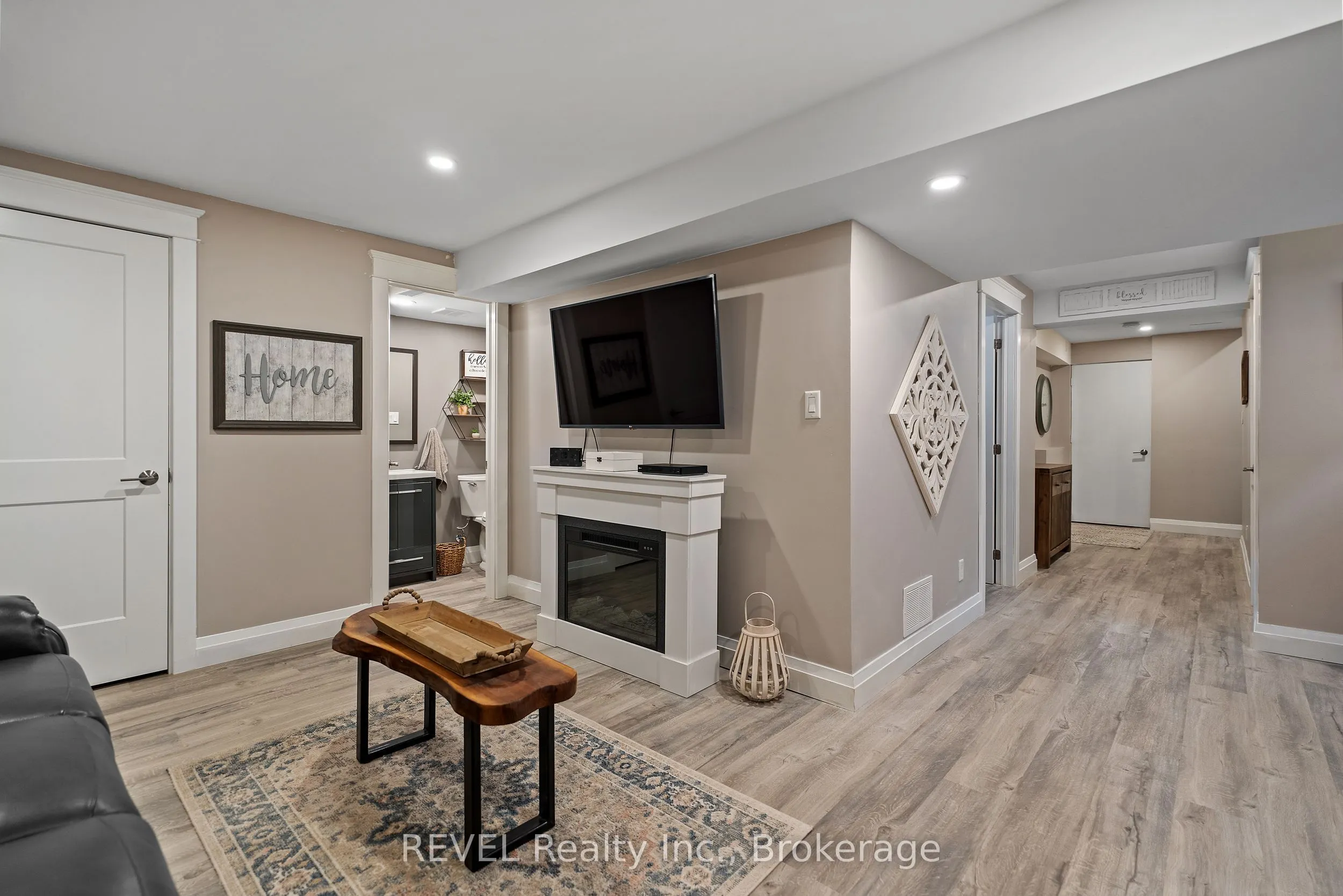 38 Udell Way