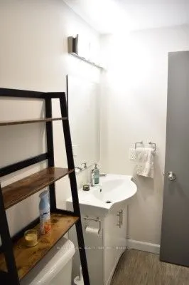 258C Sunview Street W, #PH 371