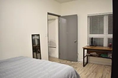 258C Sunview Street W, #PH 371