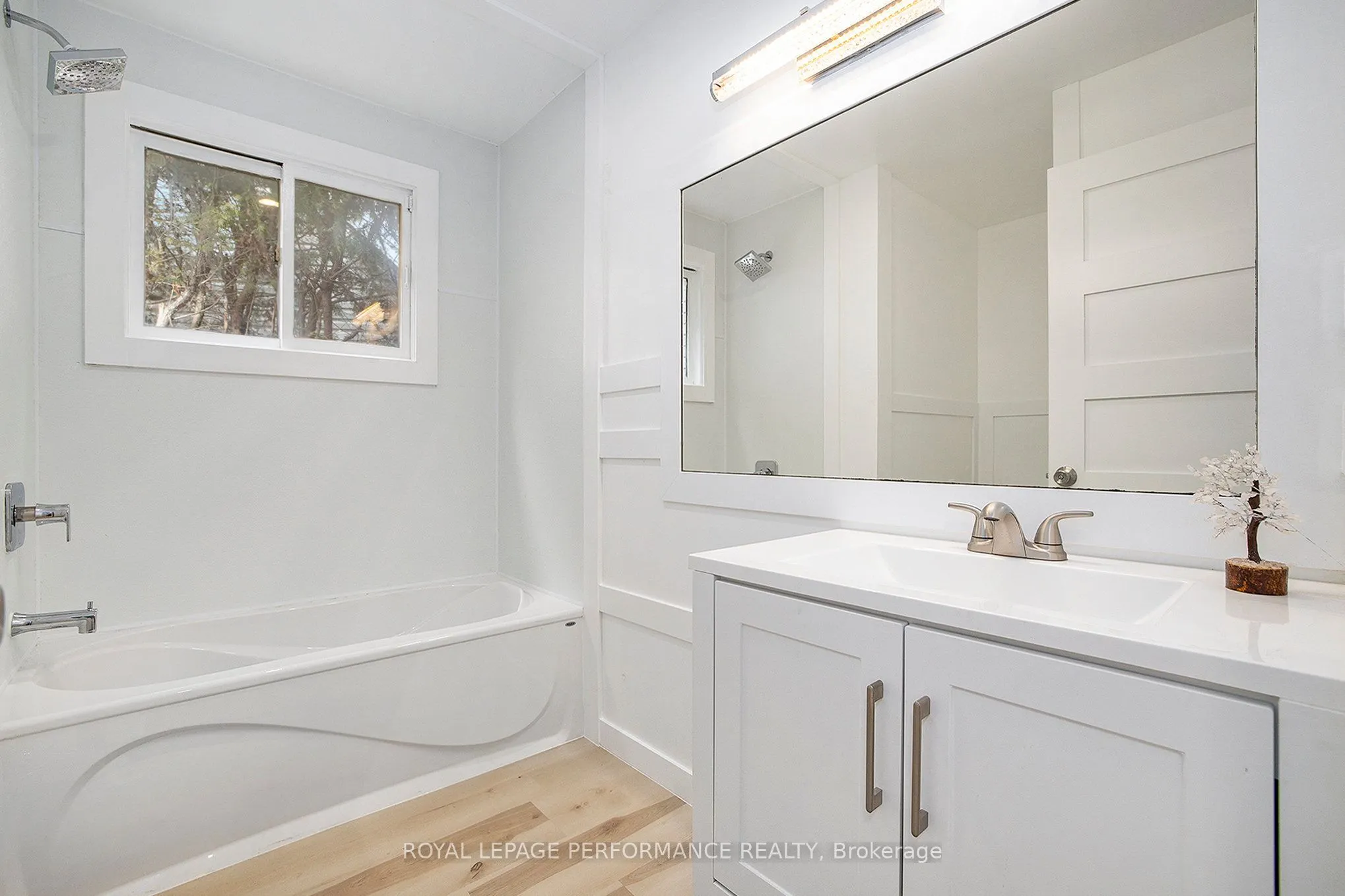 1444 Normandy Crescent