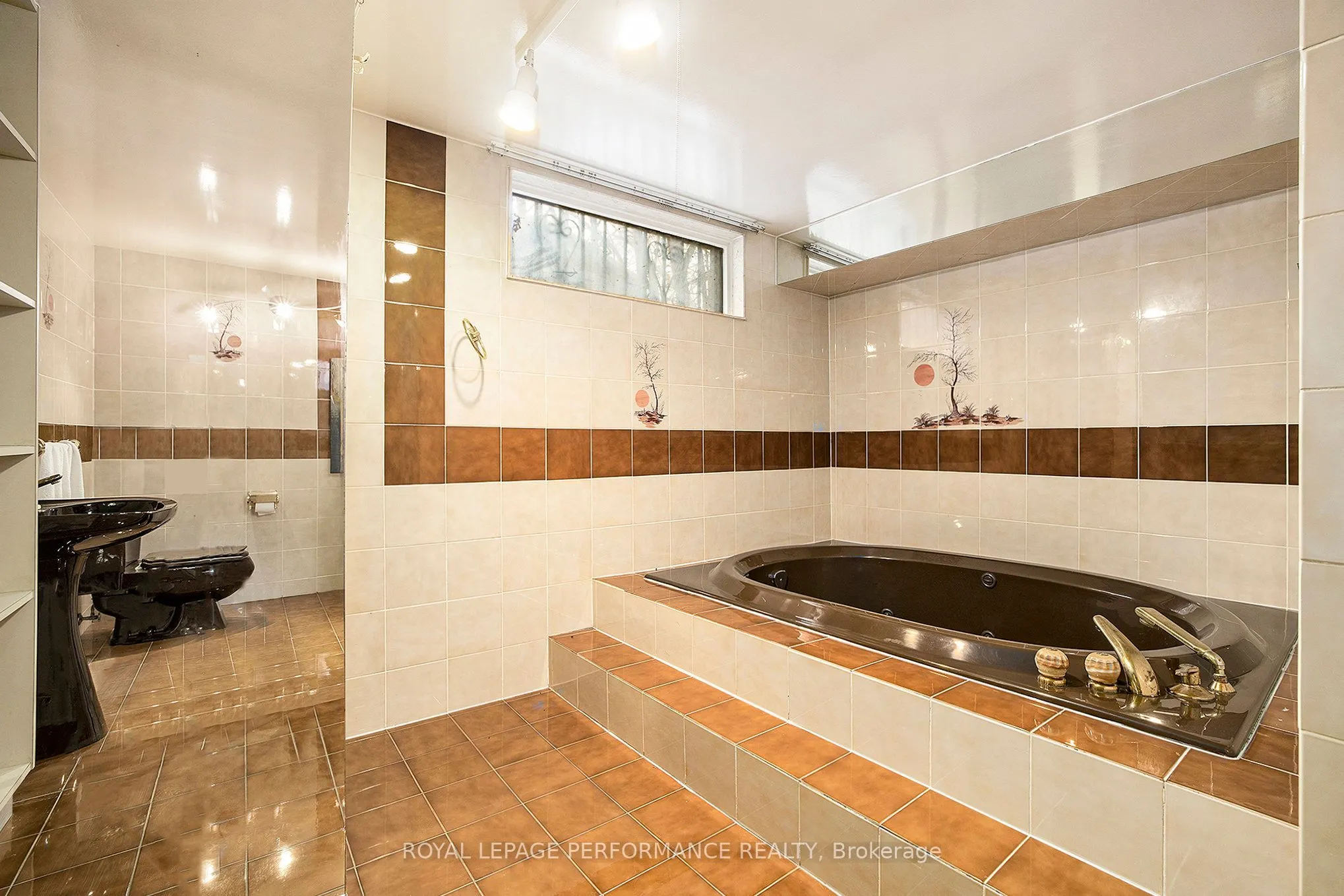 1444 Normandy Crescent
