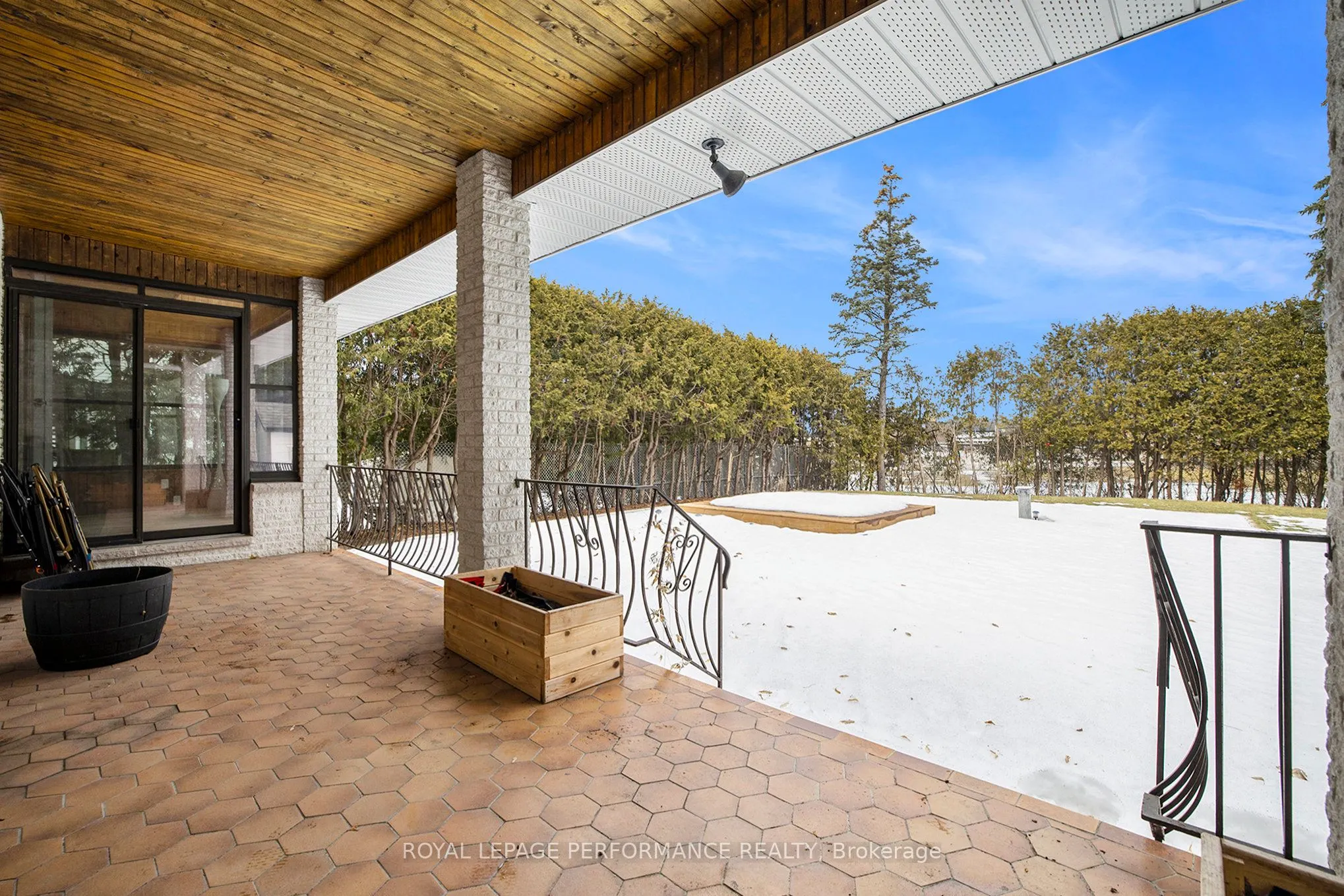 1444 Normandy Crescent