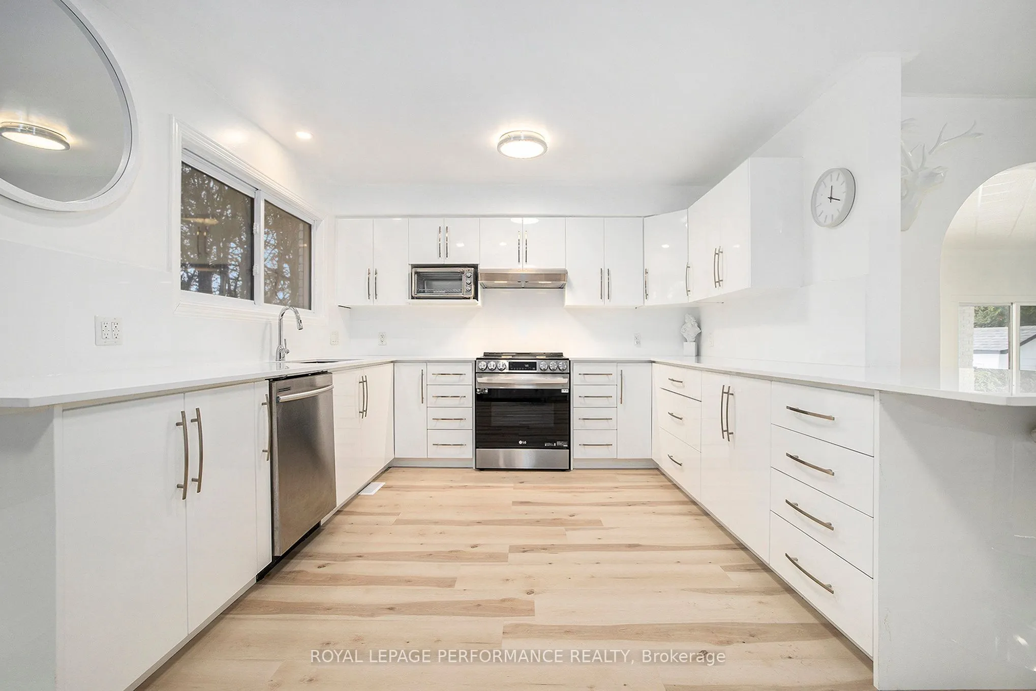 1444 Normandy Crescent