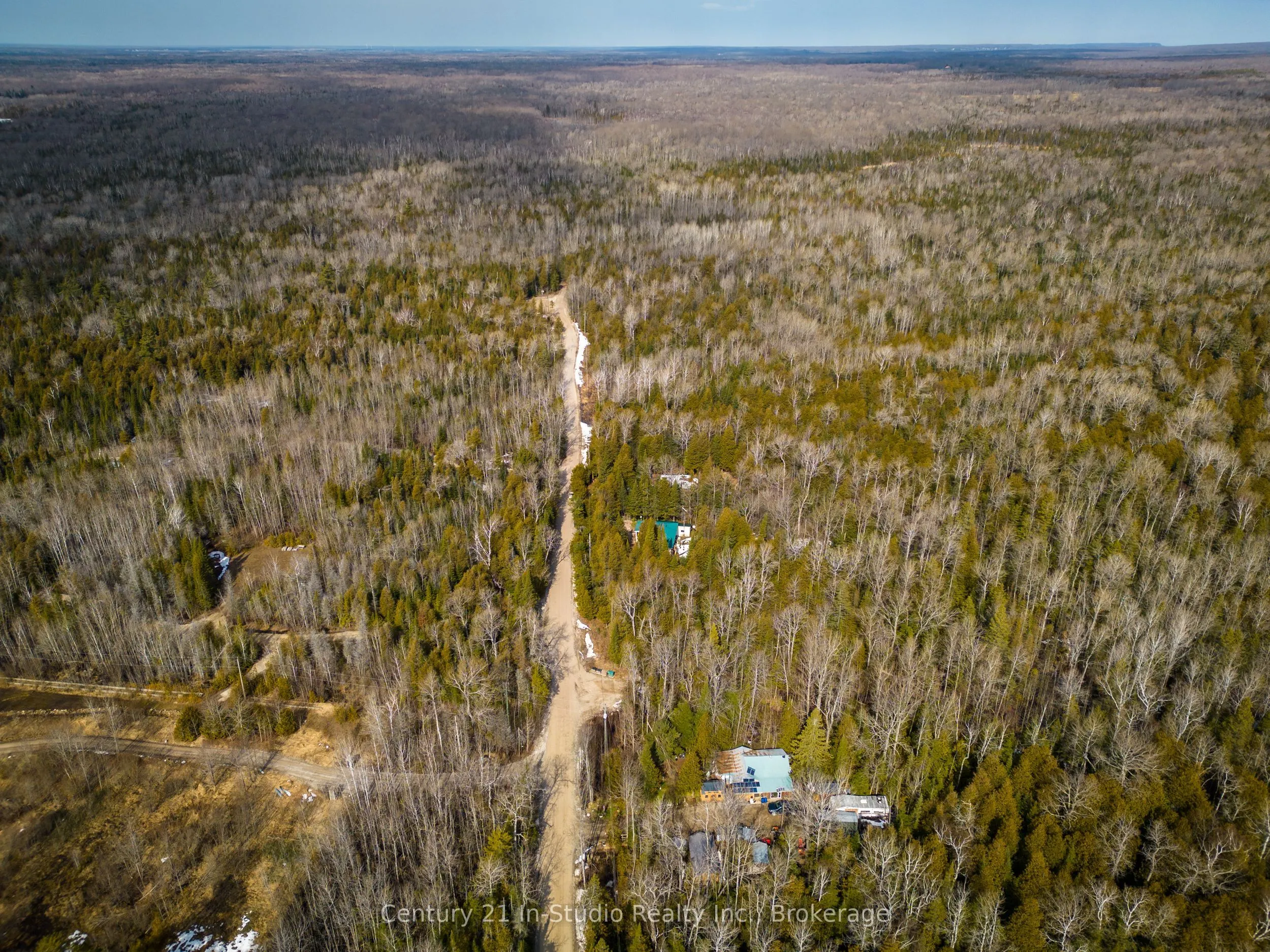 496 BERFORD LAKE Road