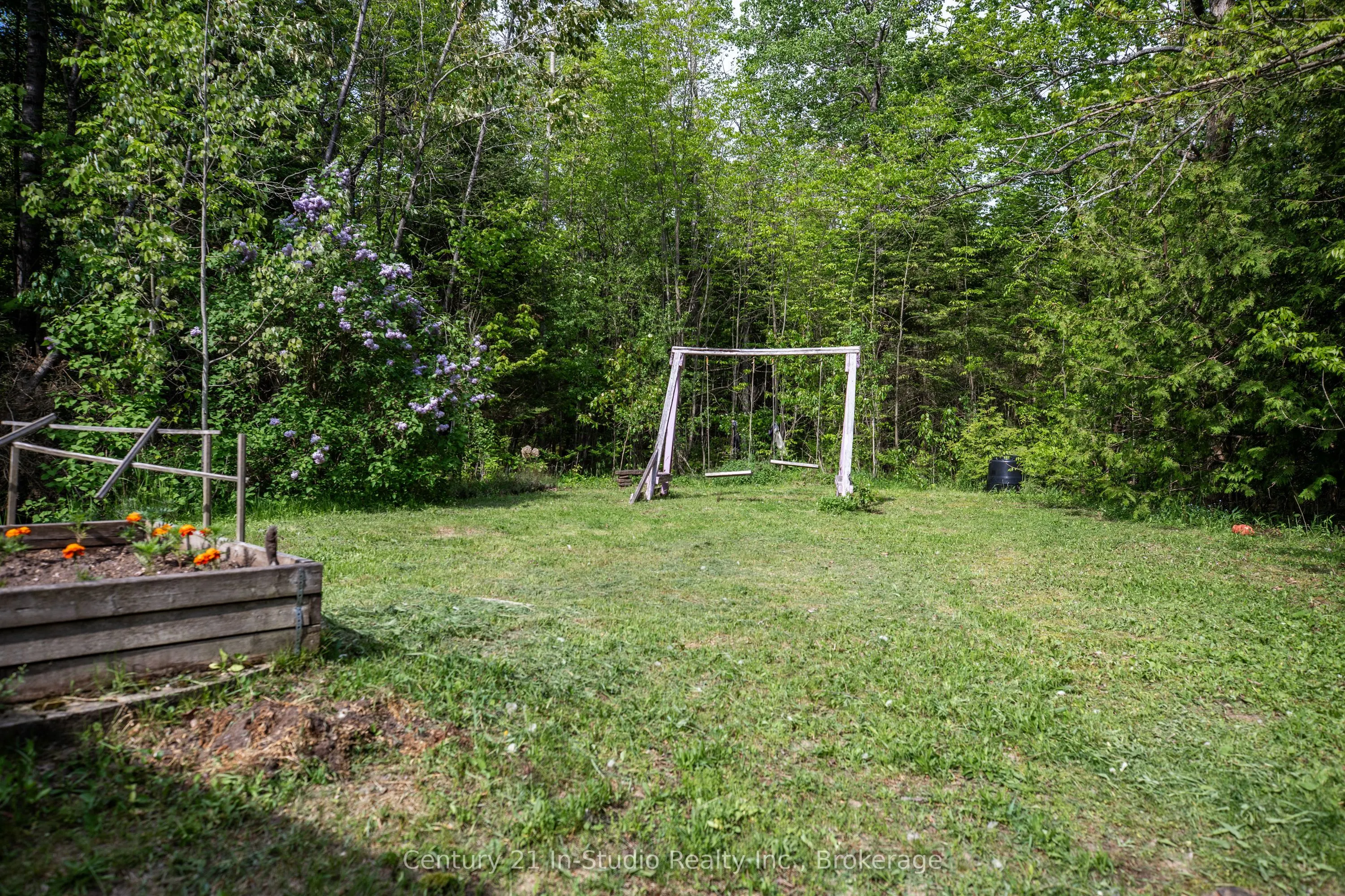 496 BERFORD LAKE Road