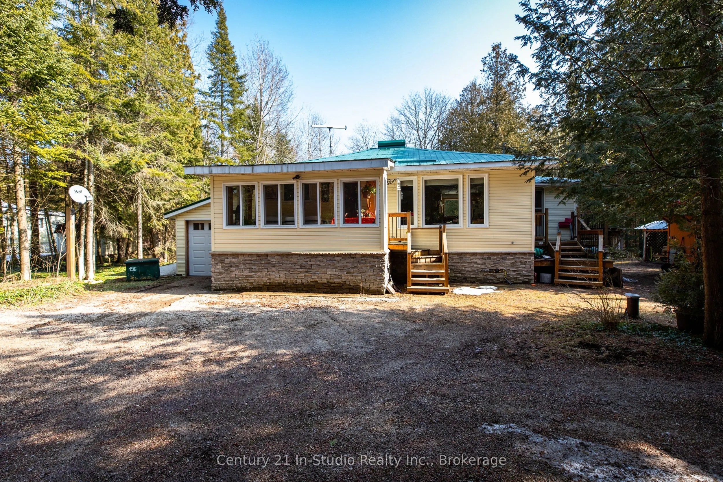 496 BERFORD LAKE Road