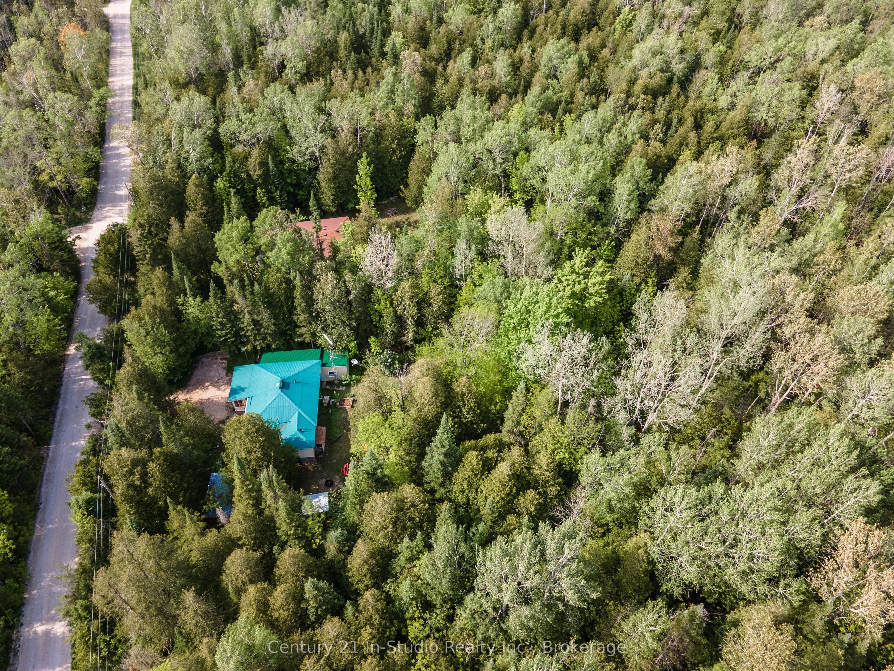 496 BERFORD LAKE Road