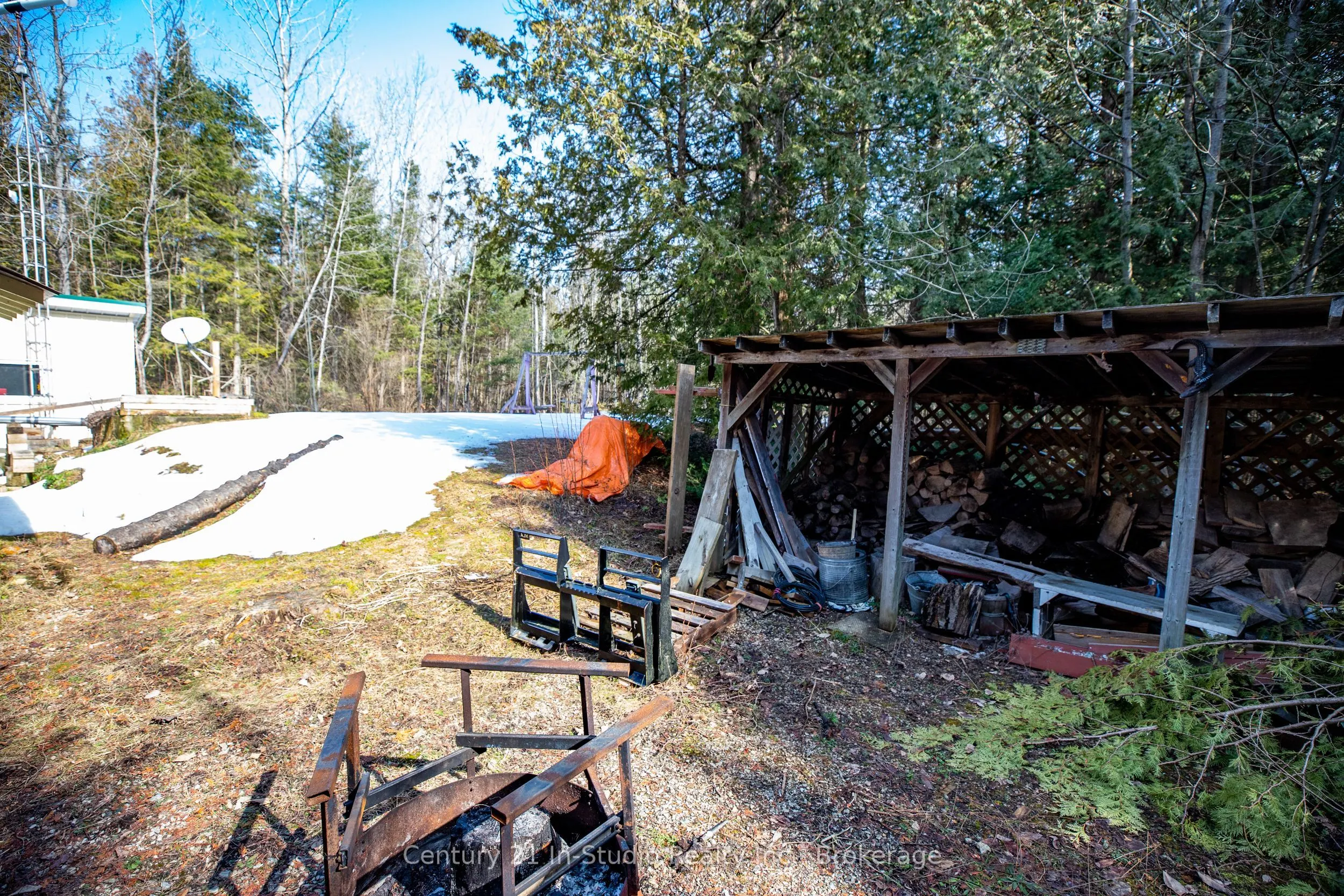 496 BERFORD LAKE Road