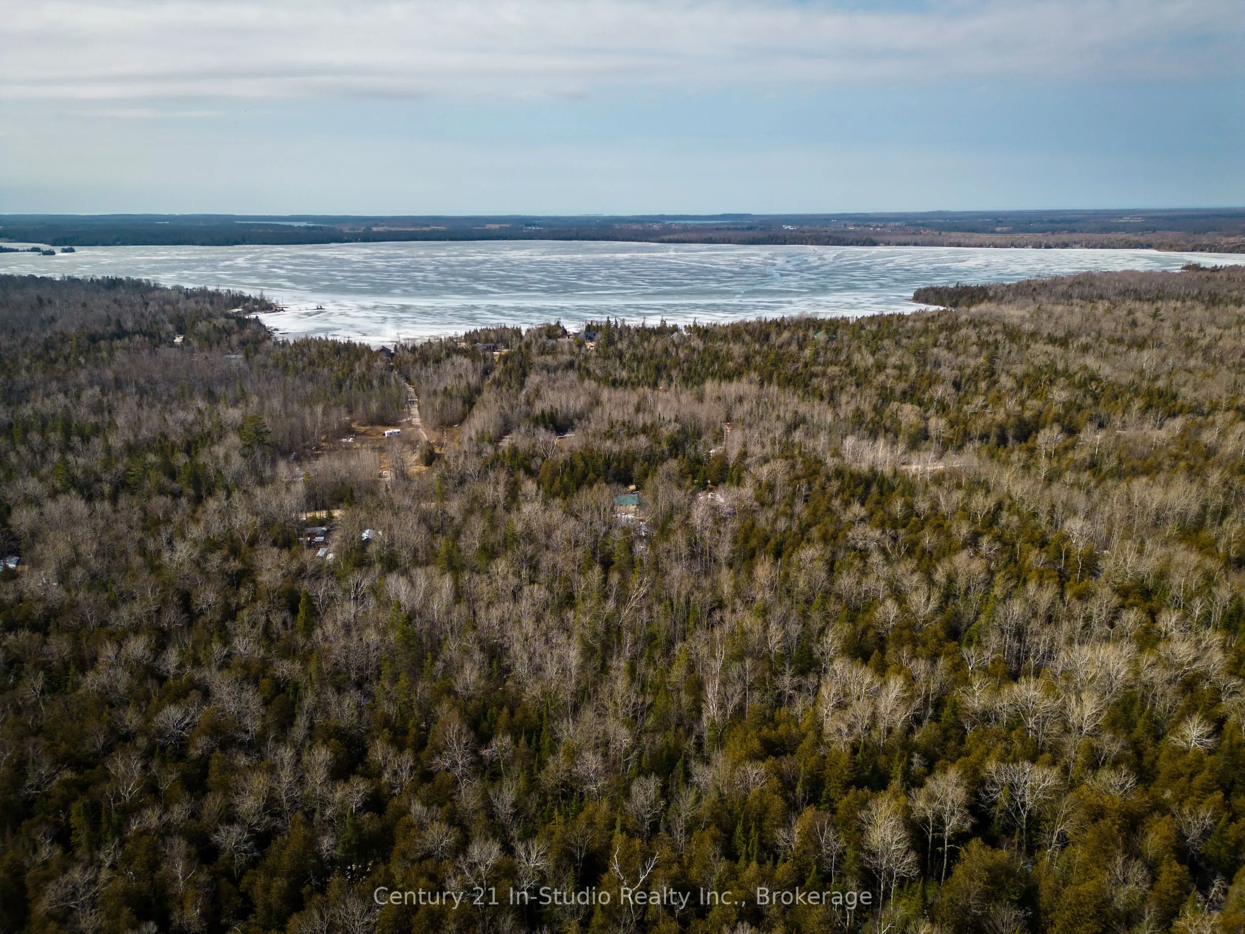 496 BERFORD LAKE Road