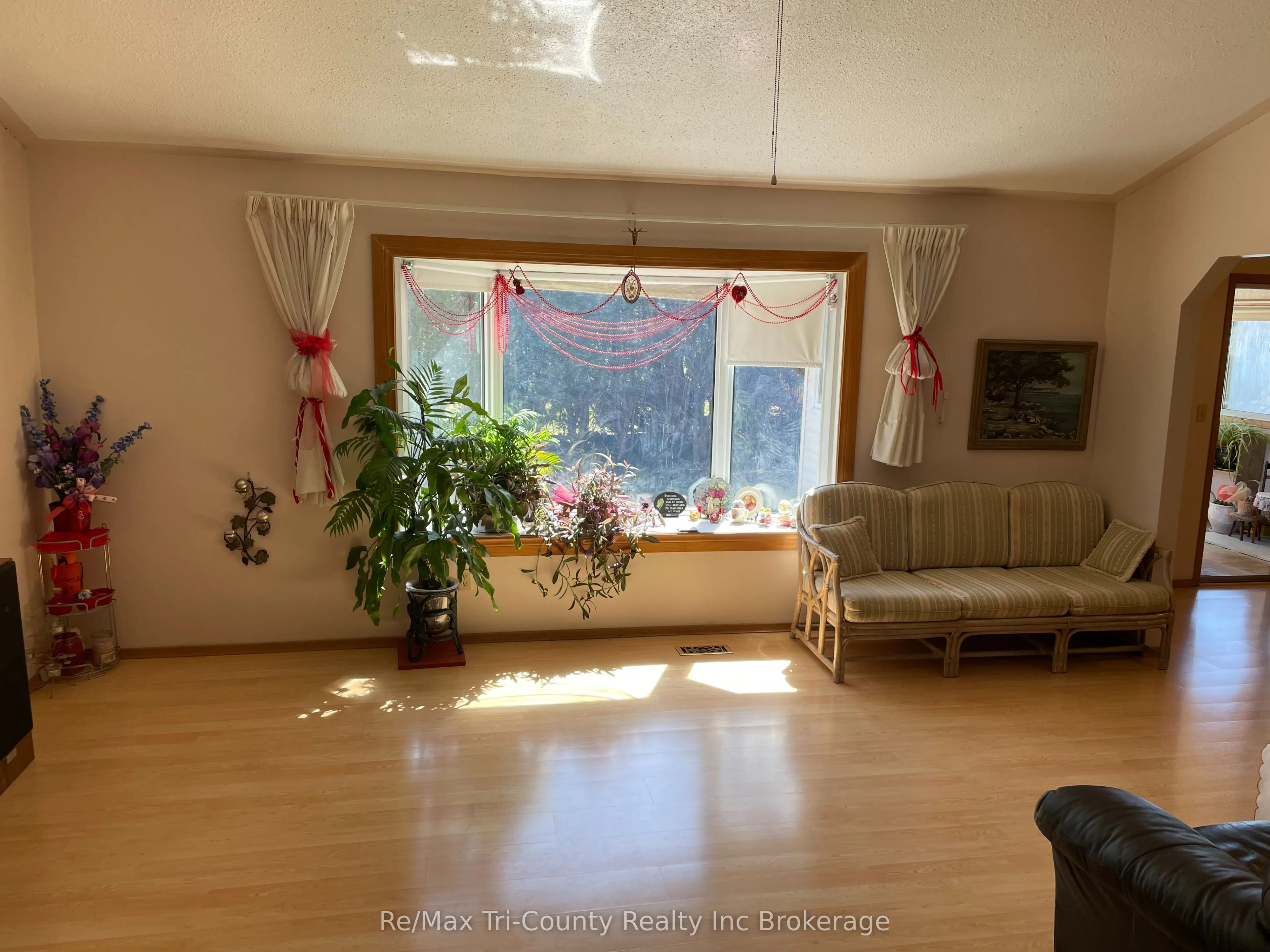 38 Adams Avenue