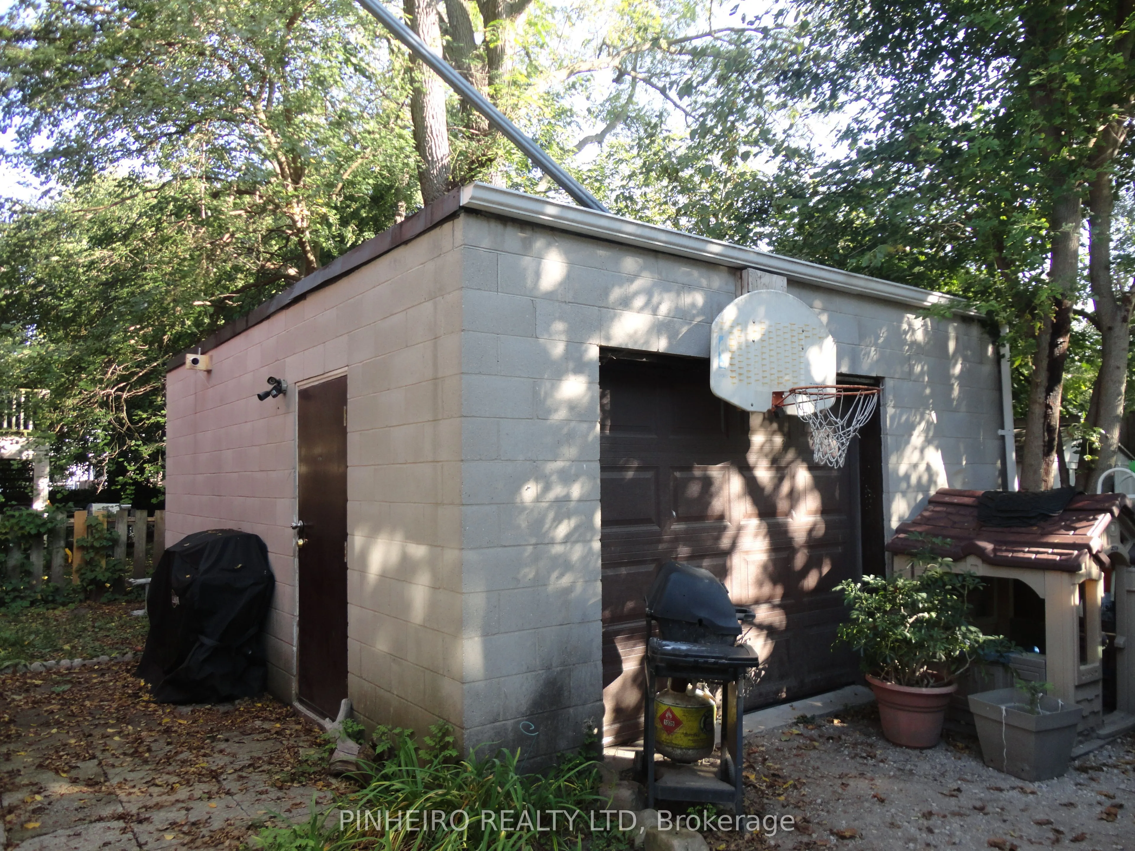460 Ontario Street