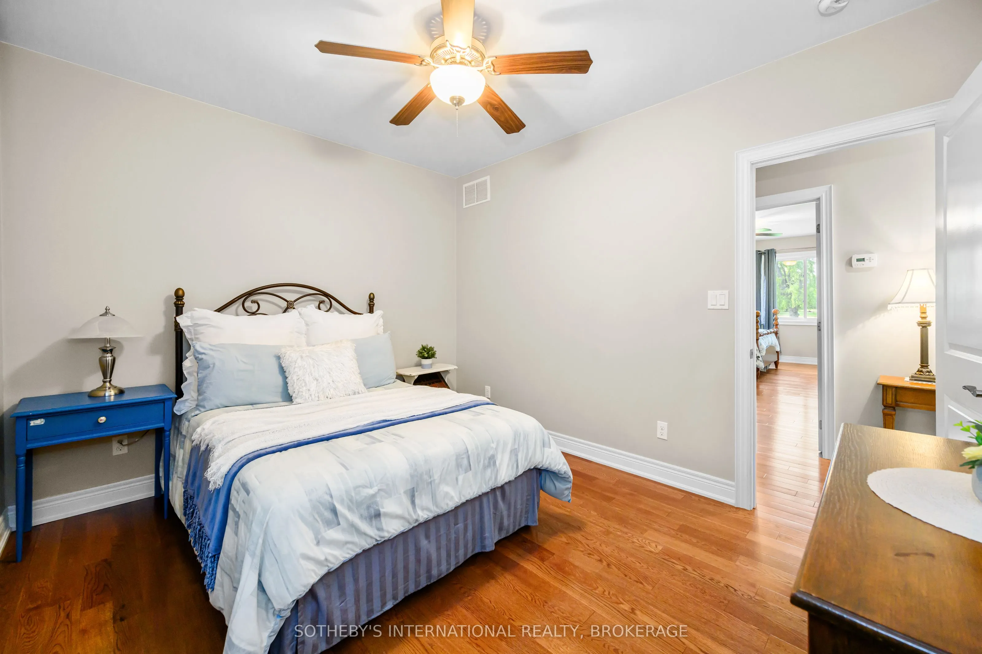 880 Edgemere Road