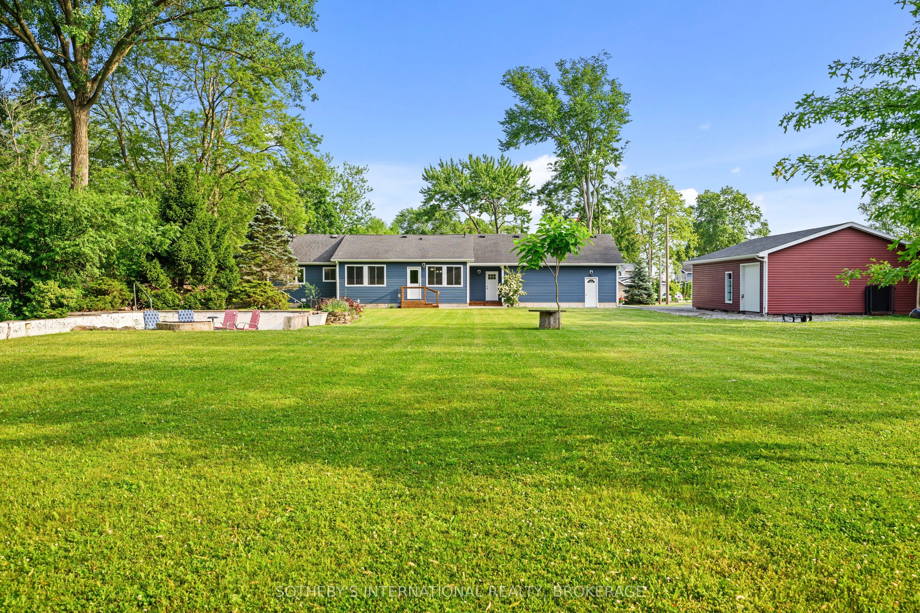 880 Edgemere Road