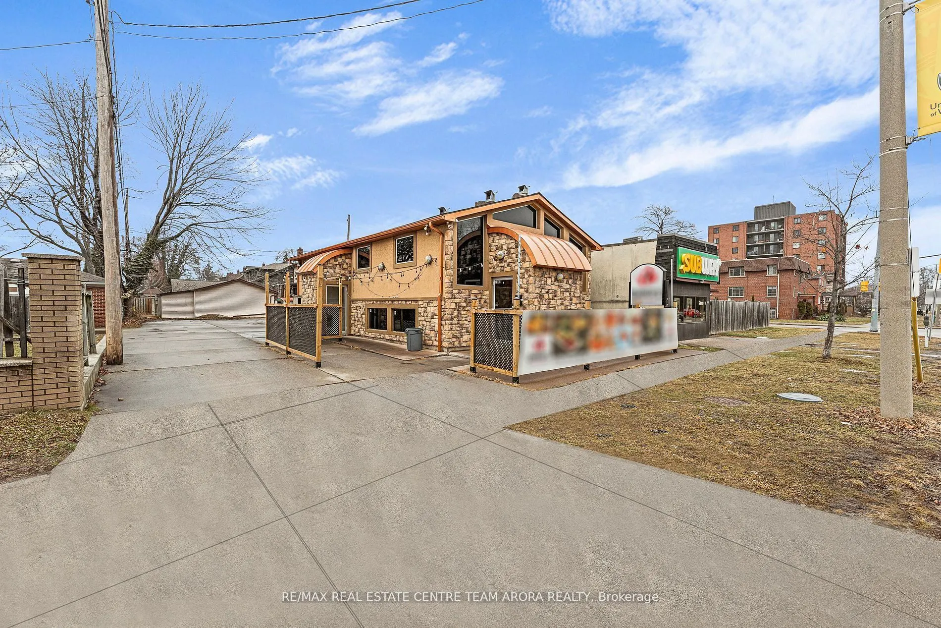 2440 University Avenue W
