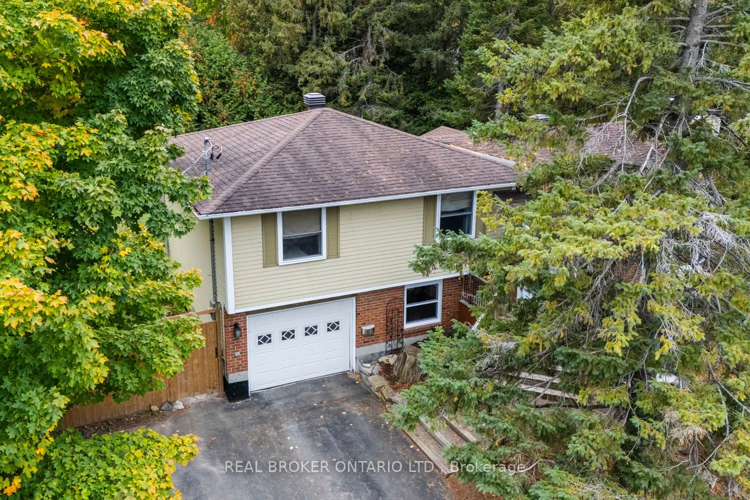 392 Country Street