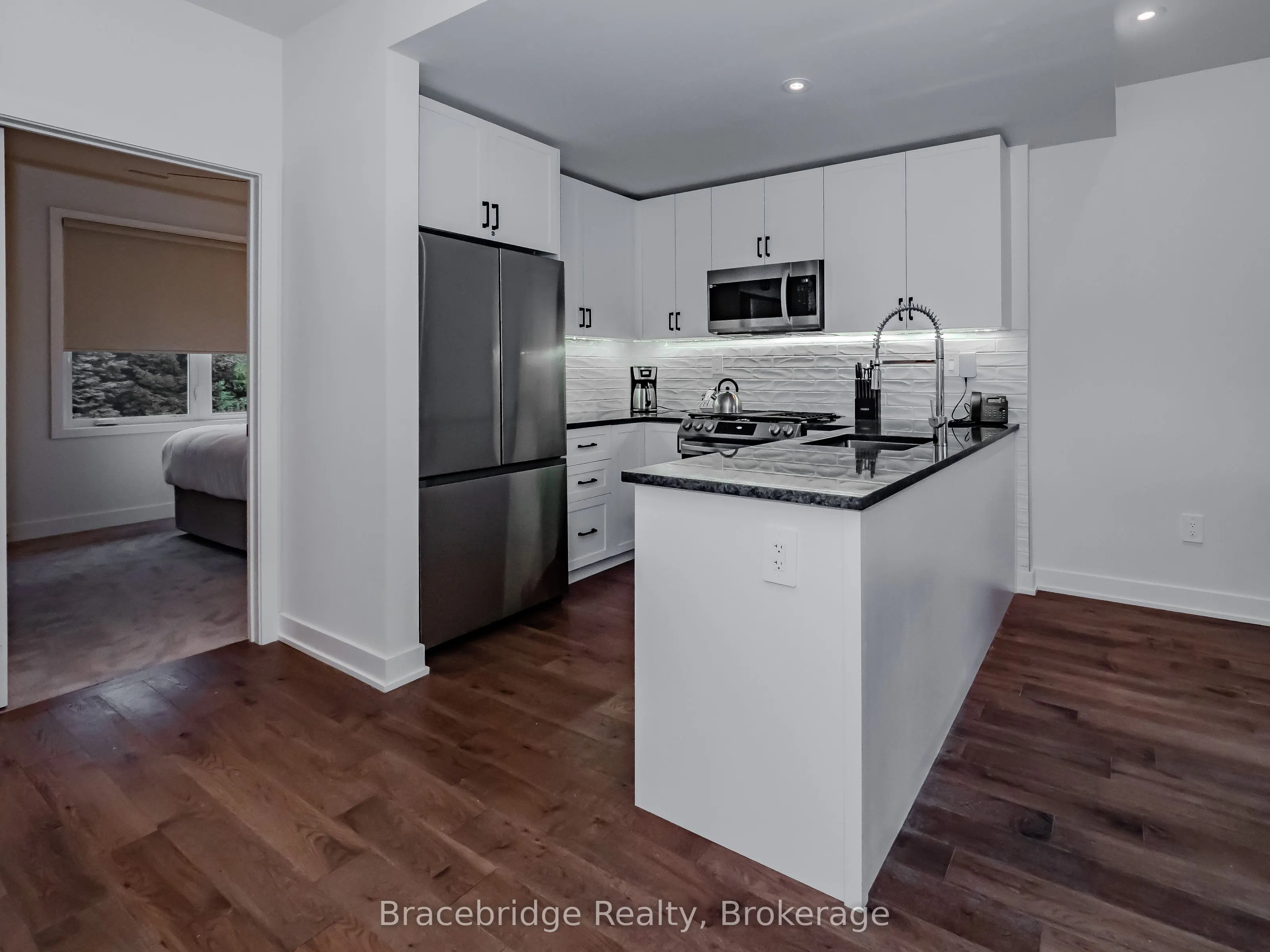 1869 Muskoka Rd 118 Highway W, #BHV-B203