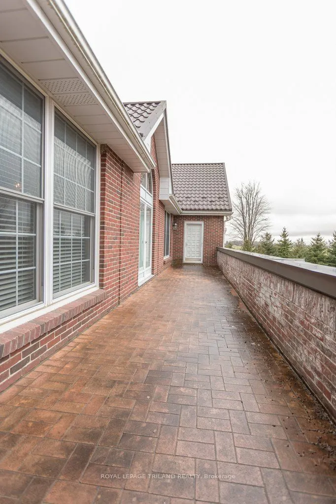 2643 OLD VICTORIA Road