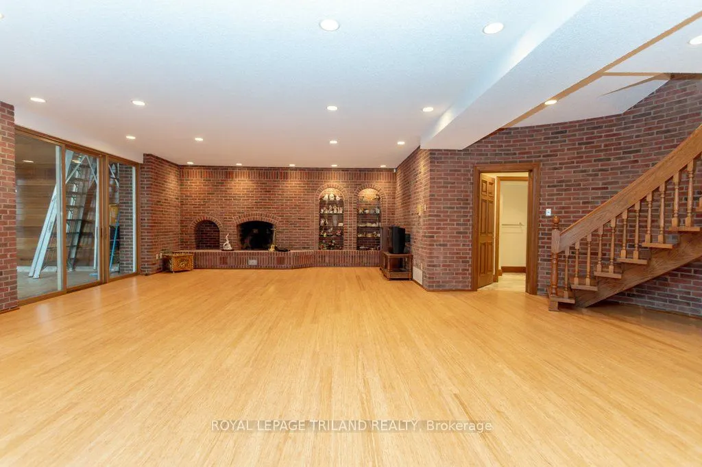2643 OLD VICTORIA Road