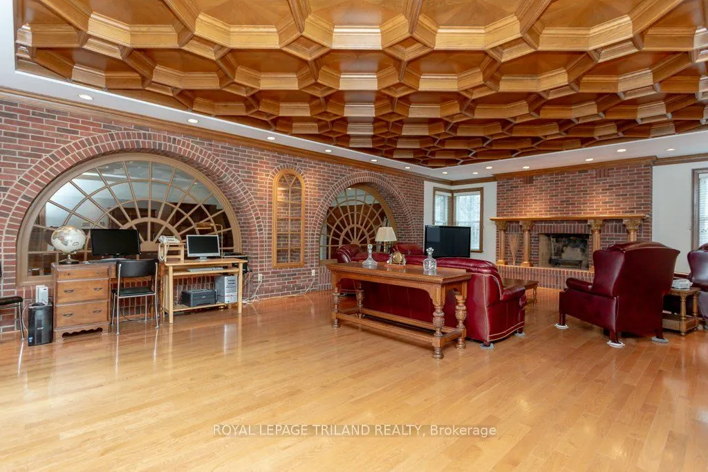 2643 OLD VICTORIA Road