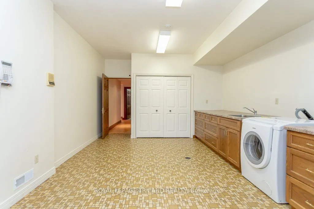 2643 OLD VICTORIA Road