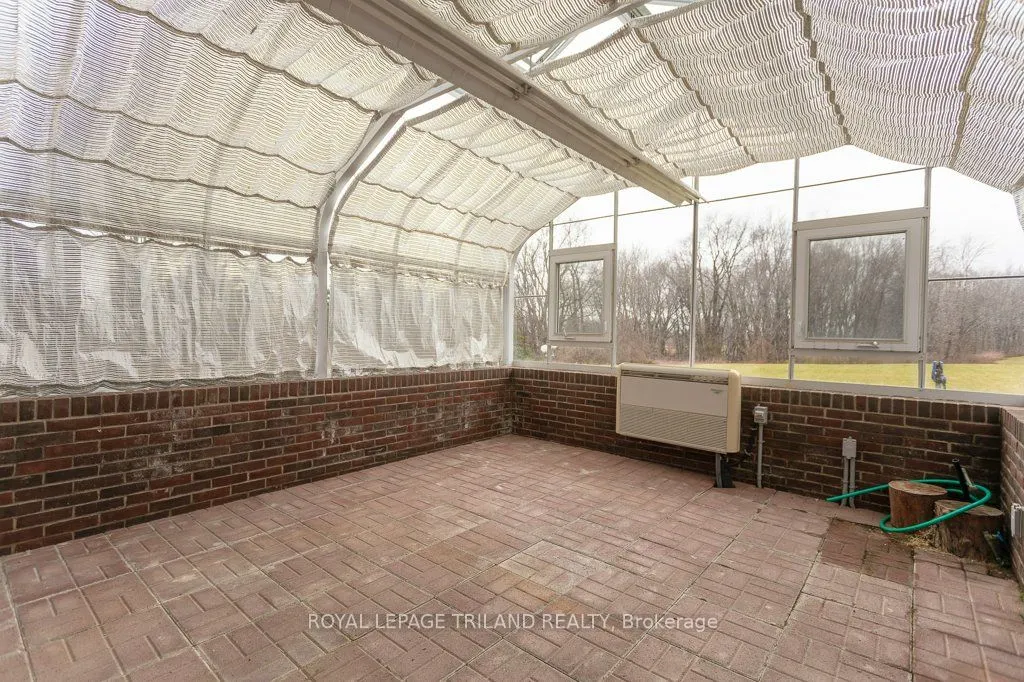 2643 OLD VICTORIA Road