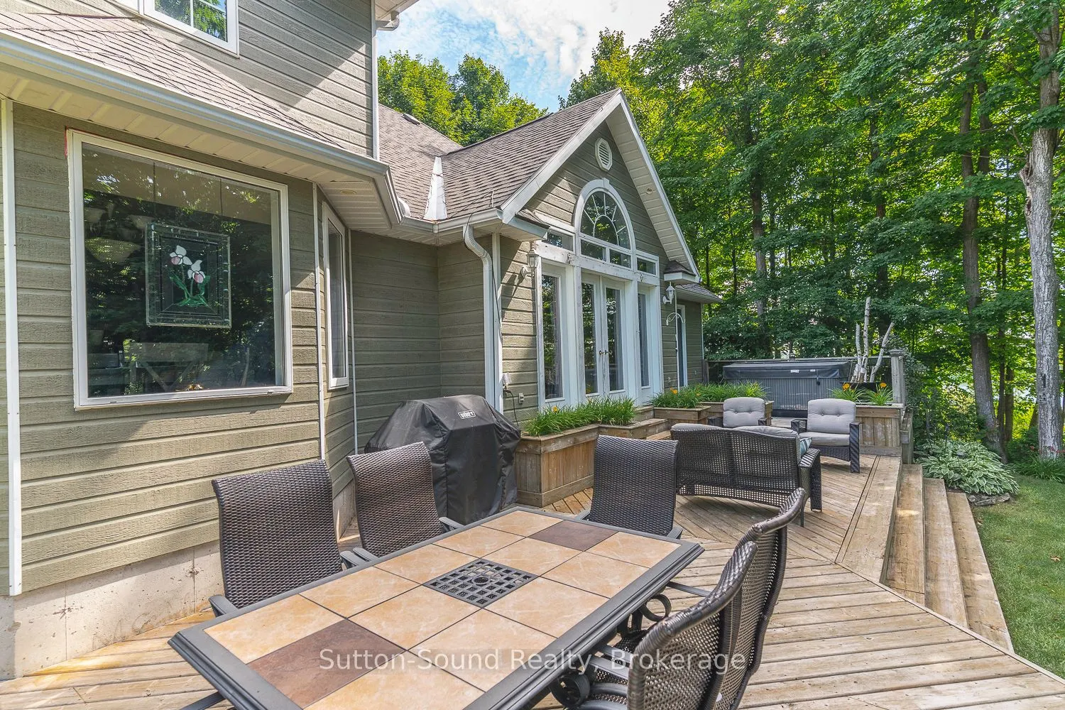 124 Golden Pond Drive