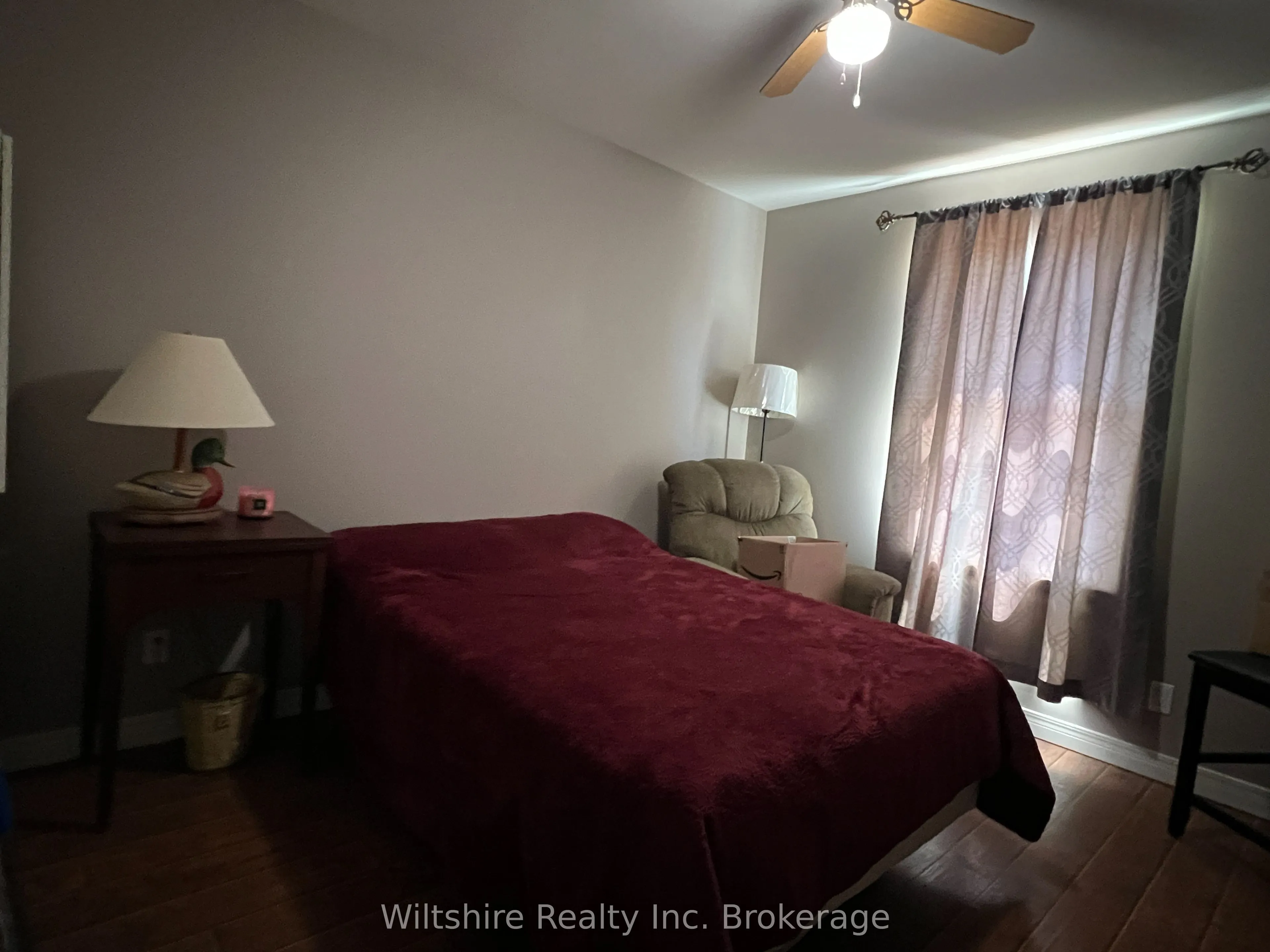 407 Main Street E