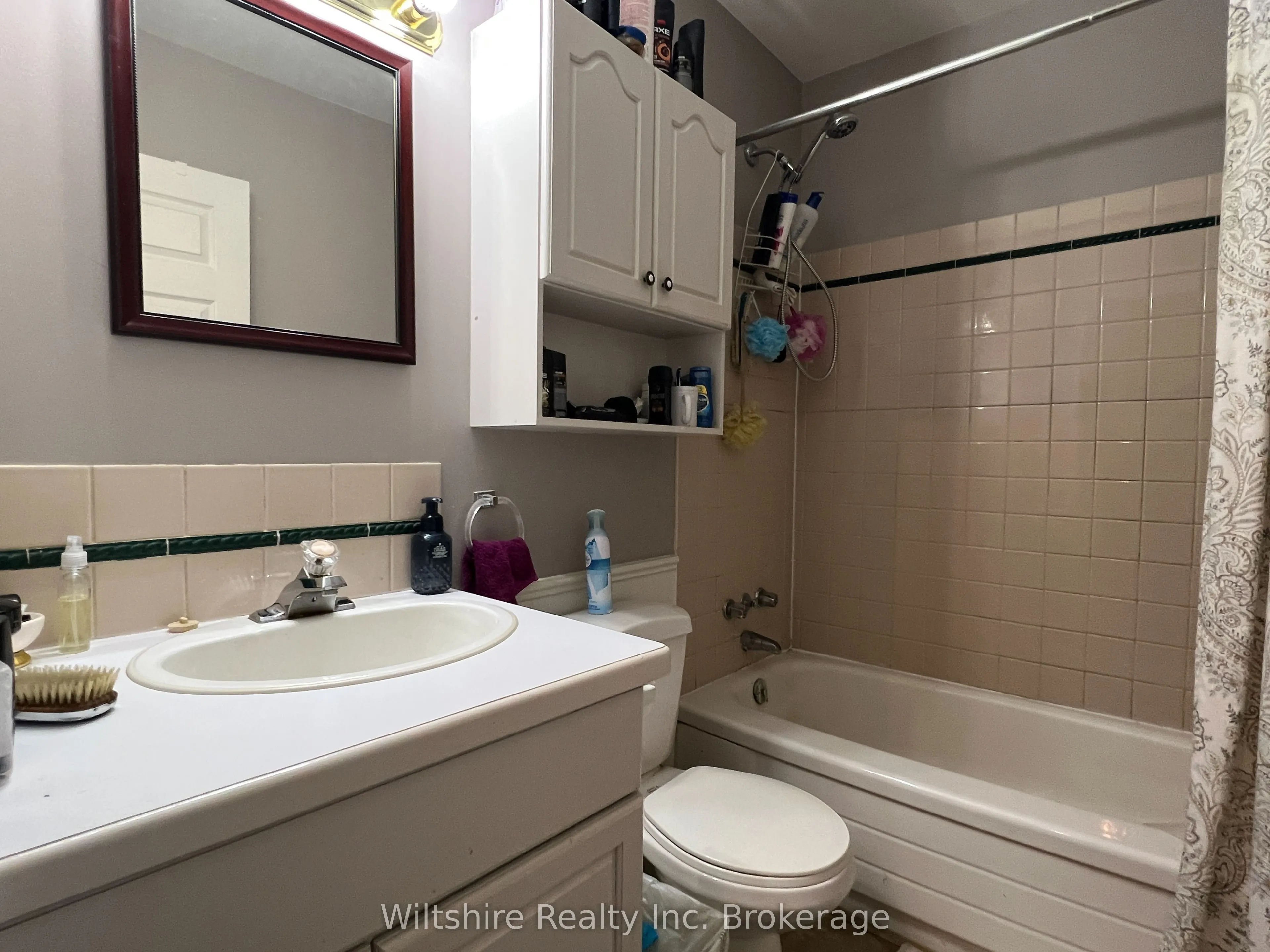 407 Main Street E