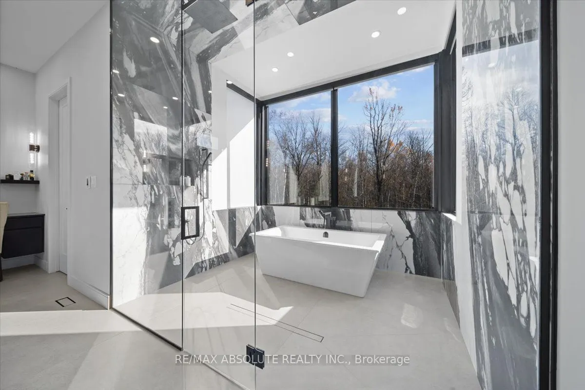 553 SHOREWAY Drive