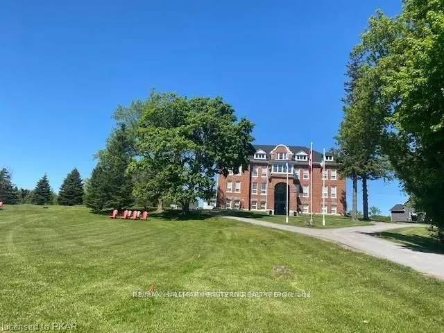 1354 YOUNGS POINT Road, #401