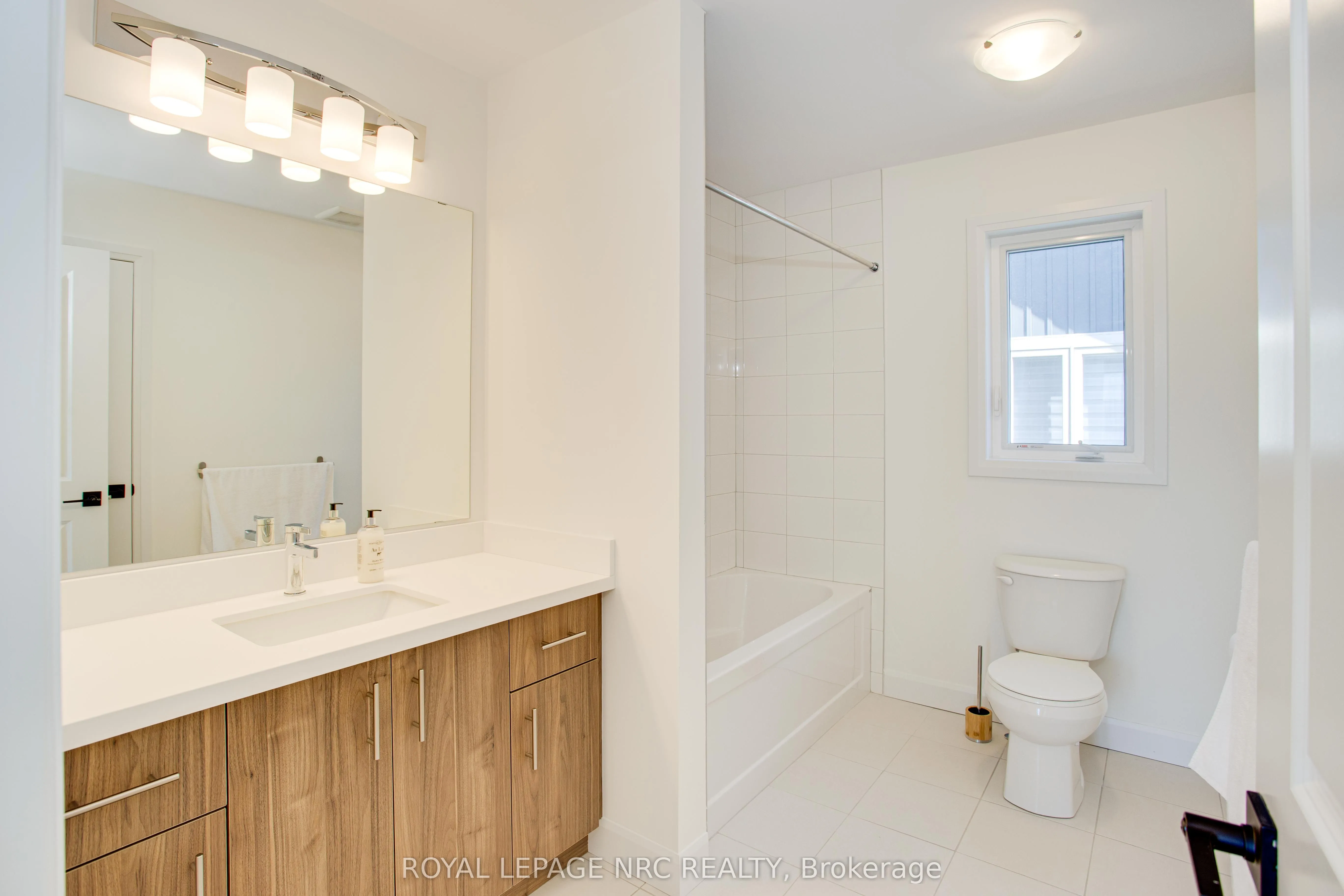78 Beach Walk Crescent