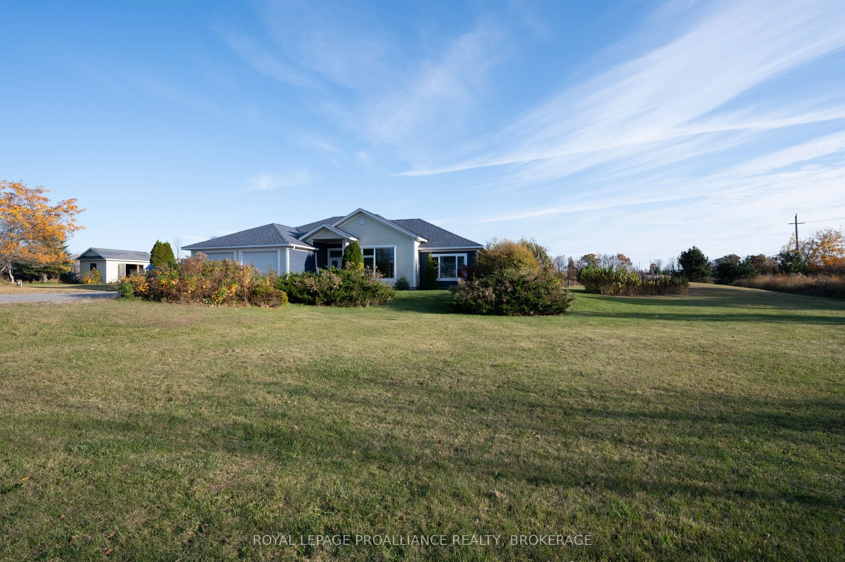 10 North Shore Road