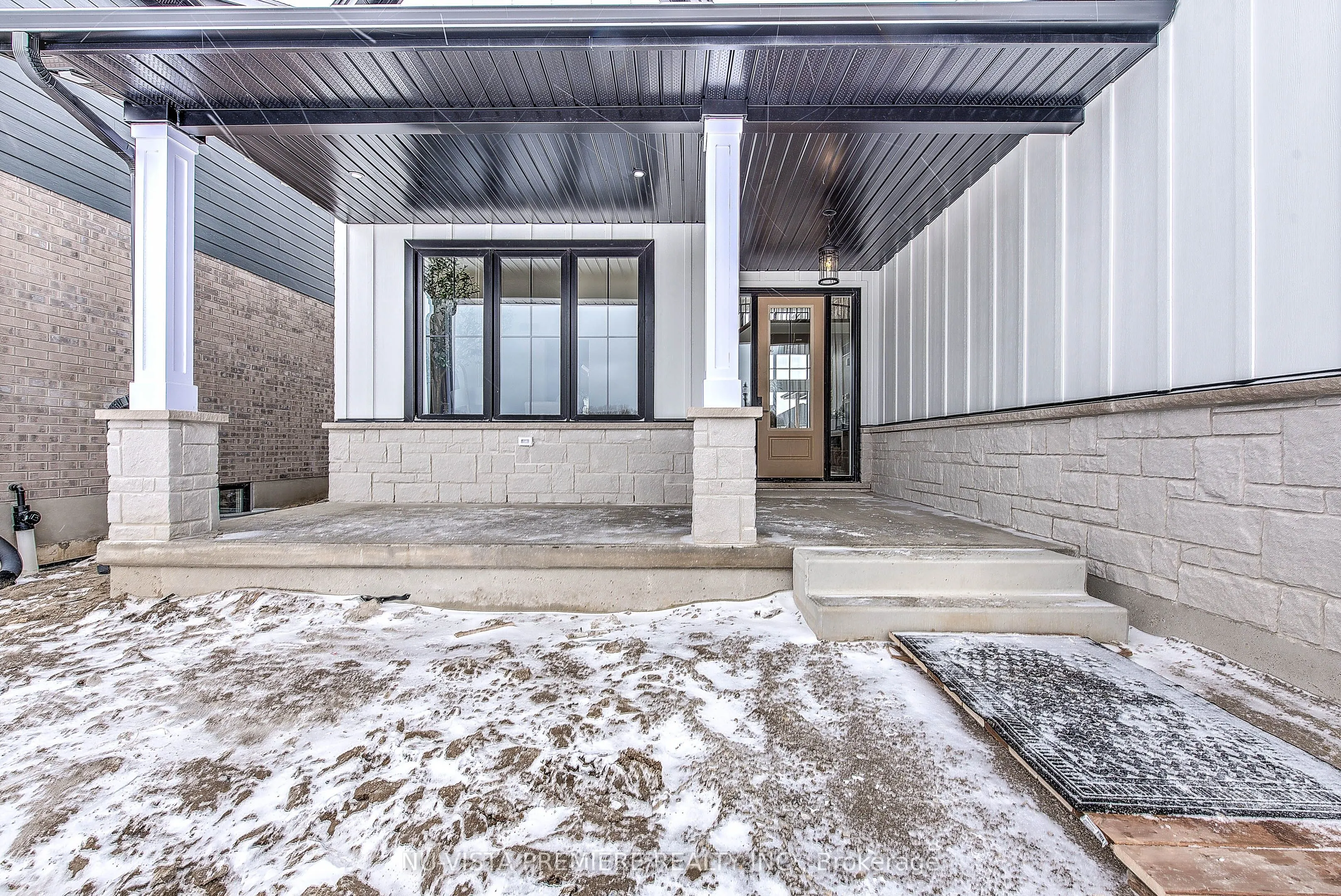 71 Basil Crescent