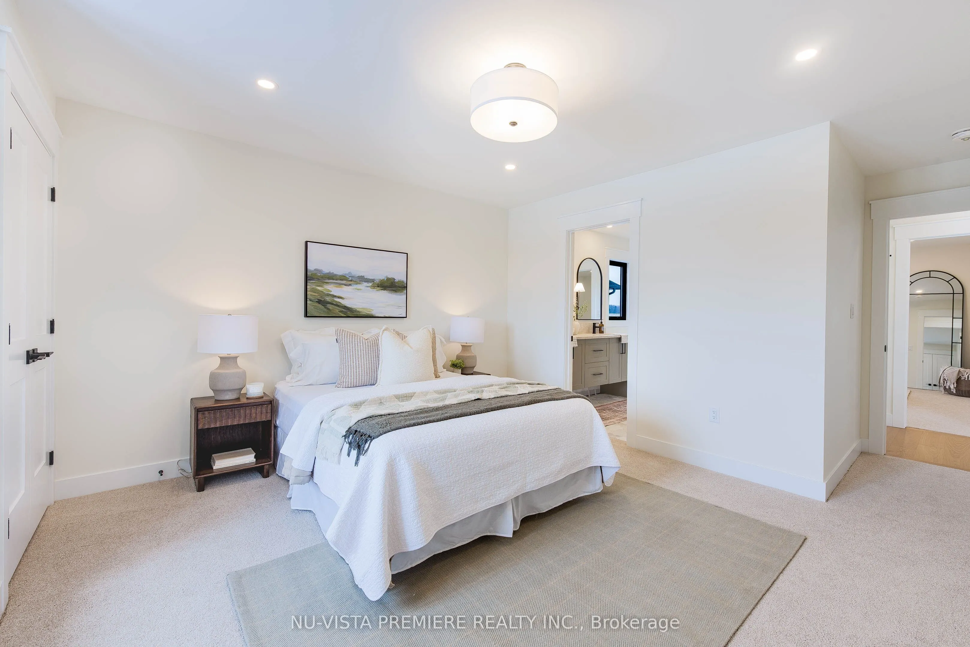 71 Basil Crescent