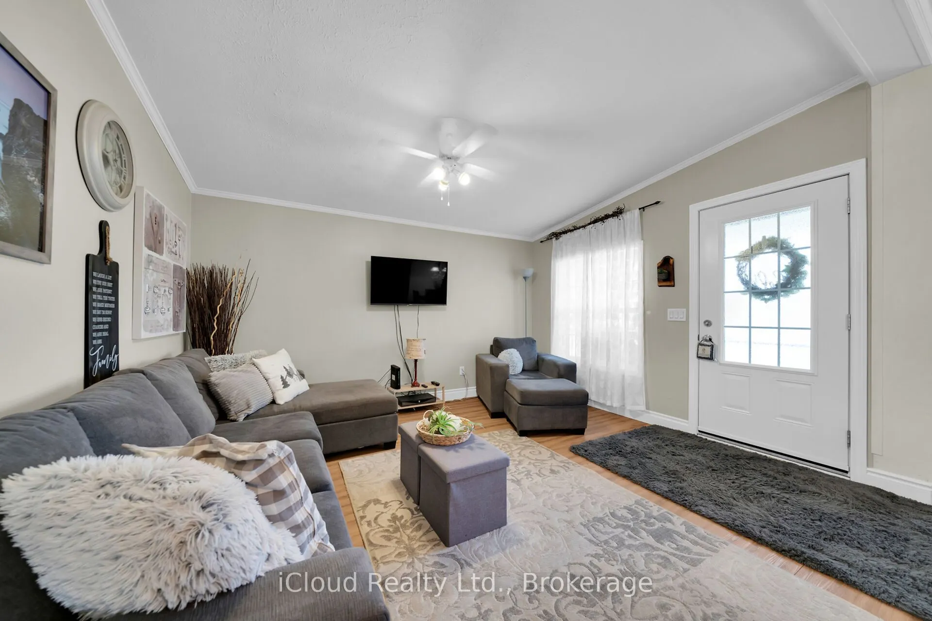 23 MacPherson Crescent