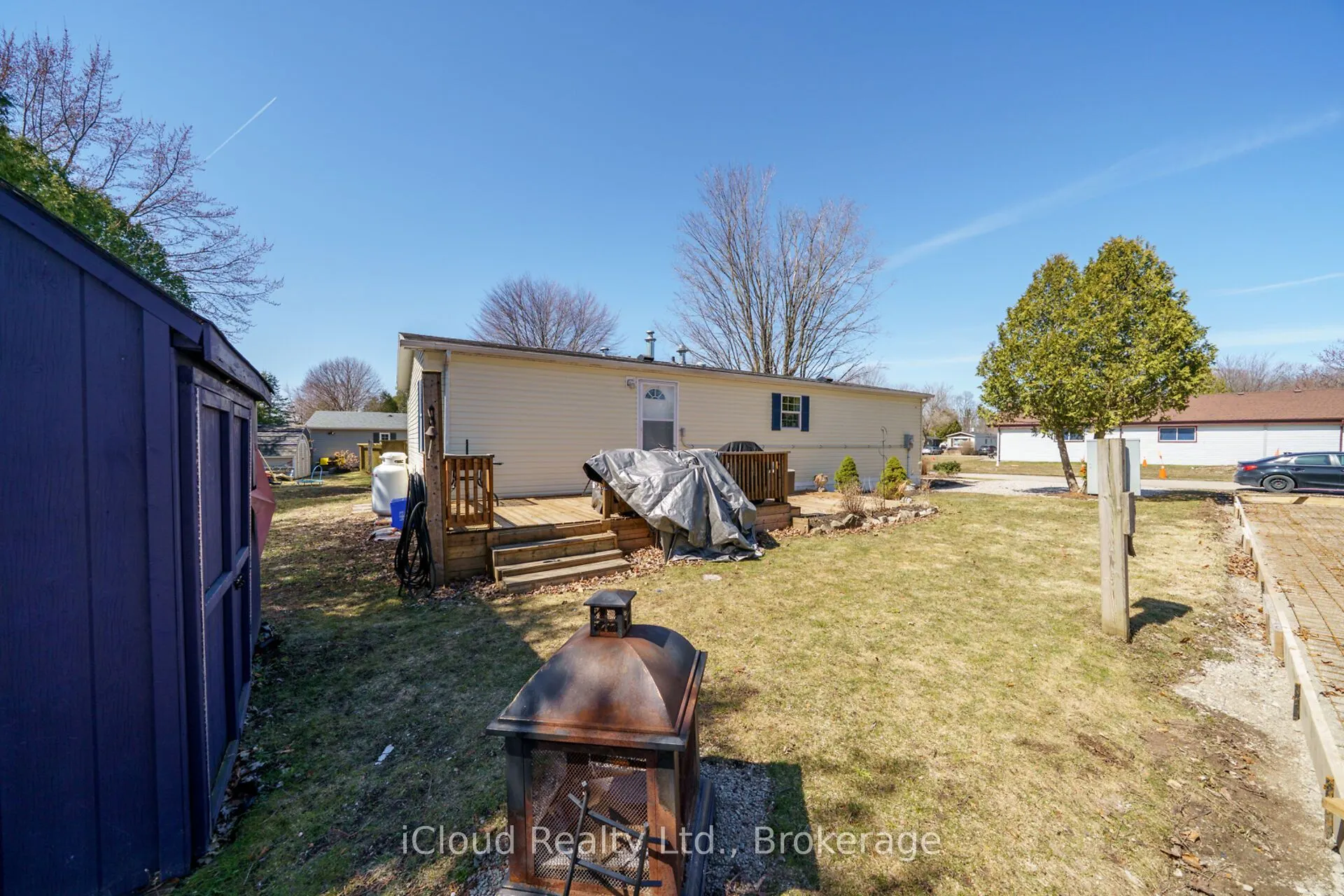 23 MacPherson Crescent