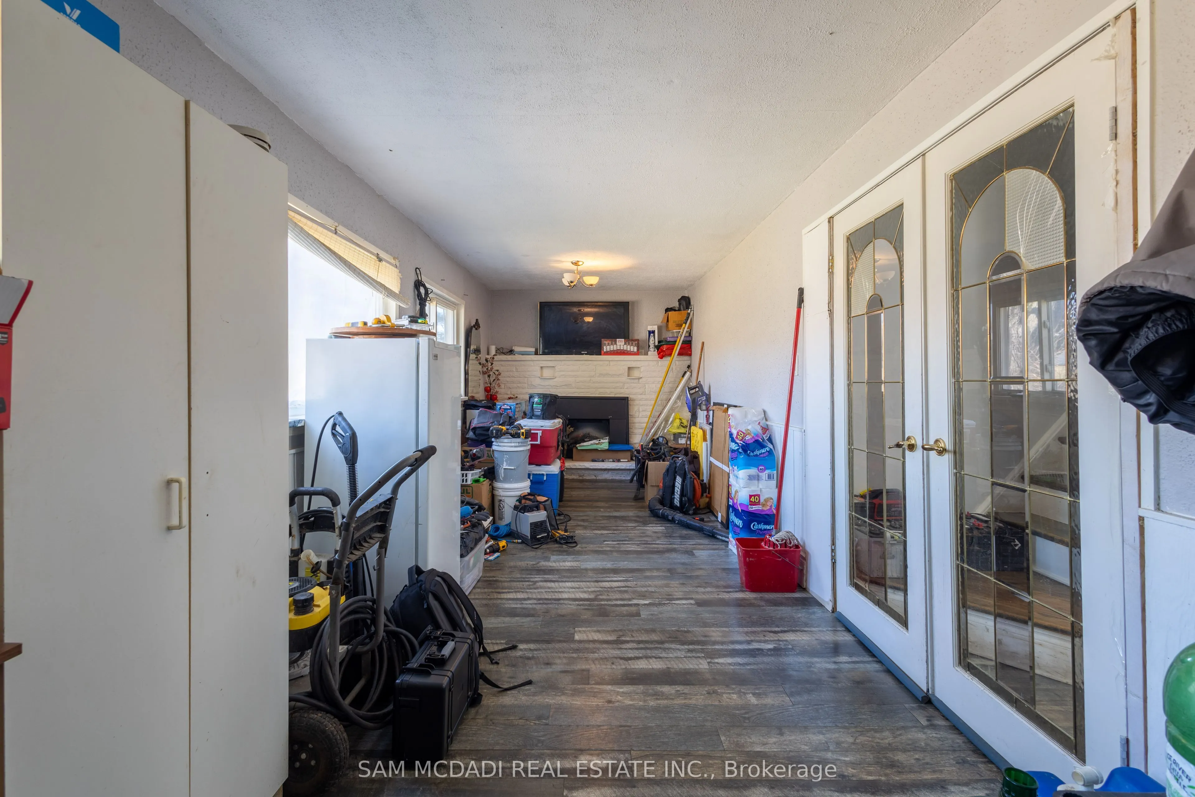 867 Jerseyville Road W