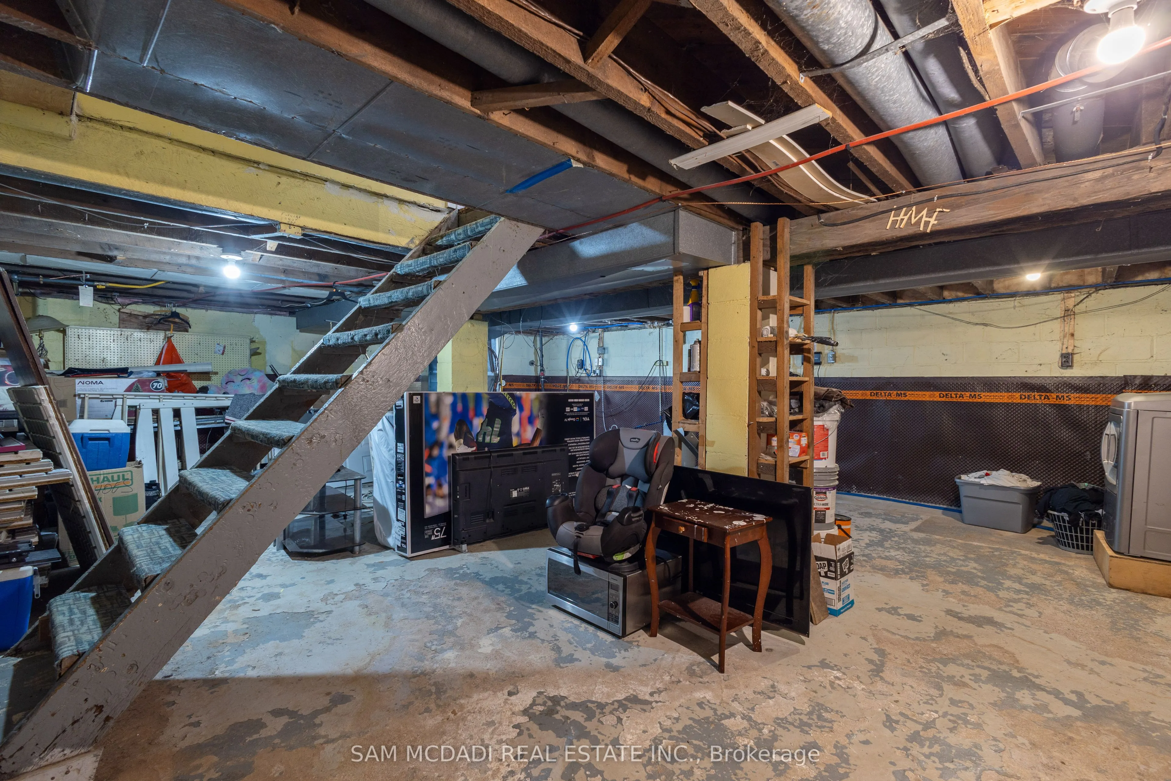 867 Jerseyville Road W