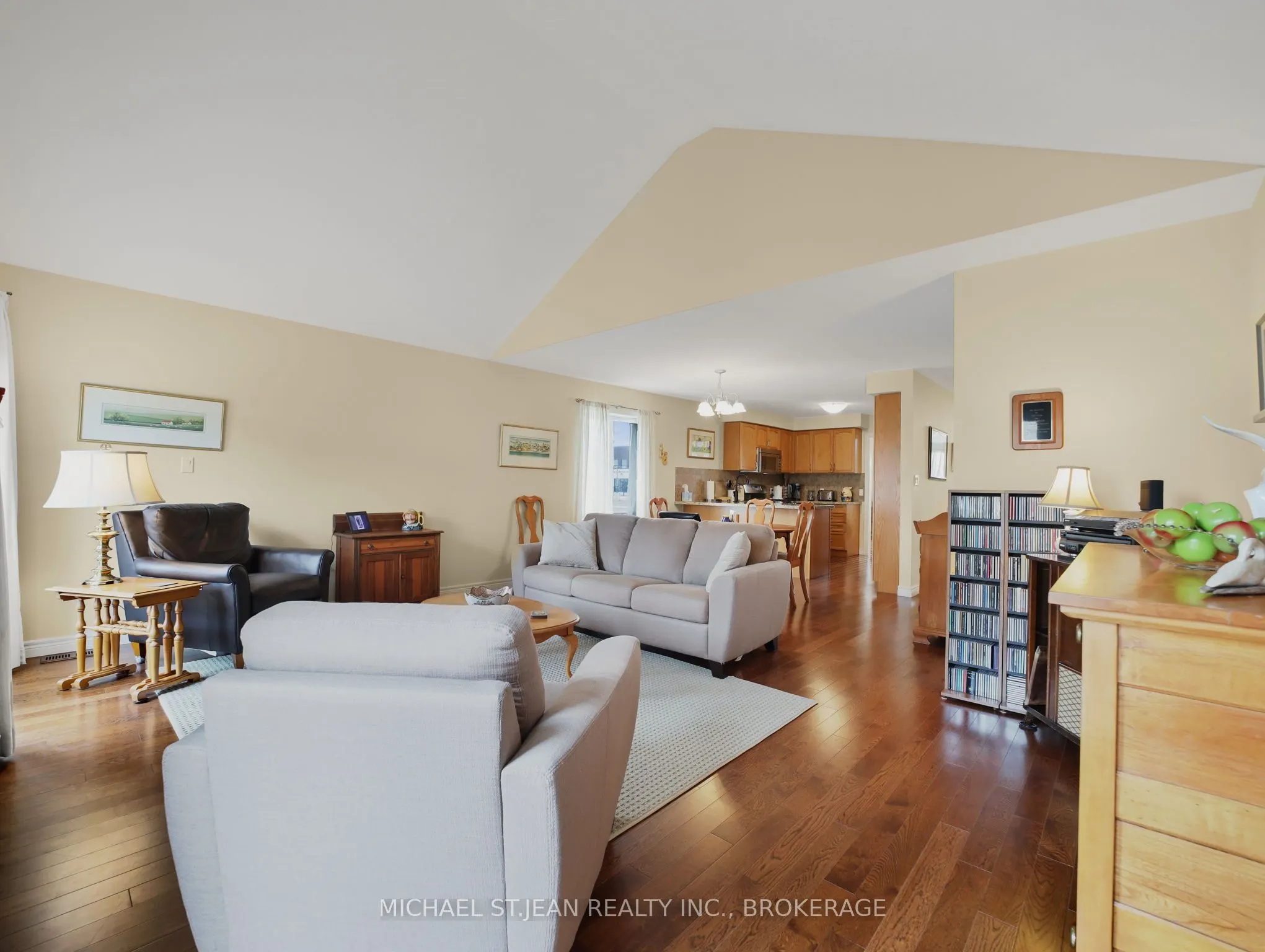 81 Bellagio Avenue