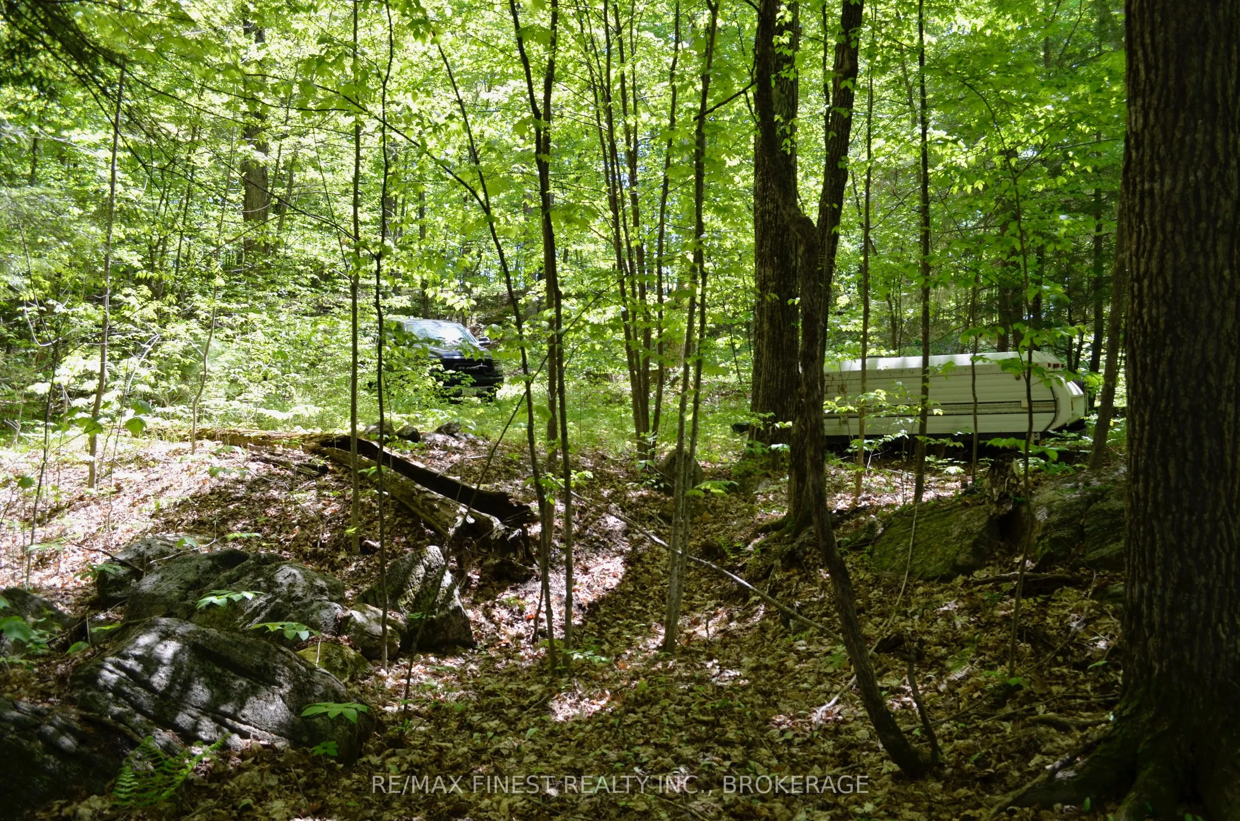 734 Sherbrooke Drive