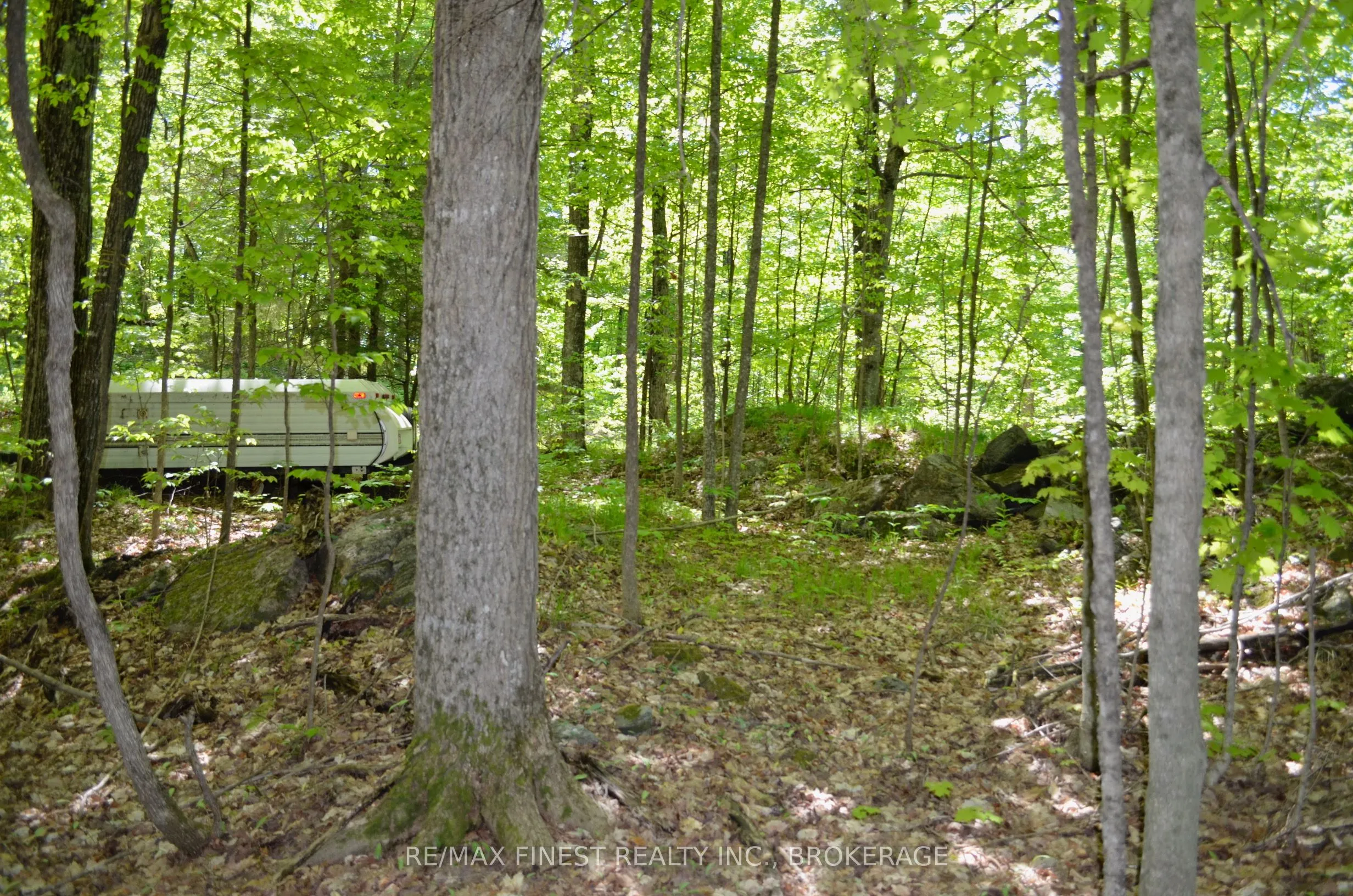 734 Sherbrooke Drive
