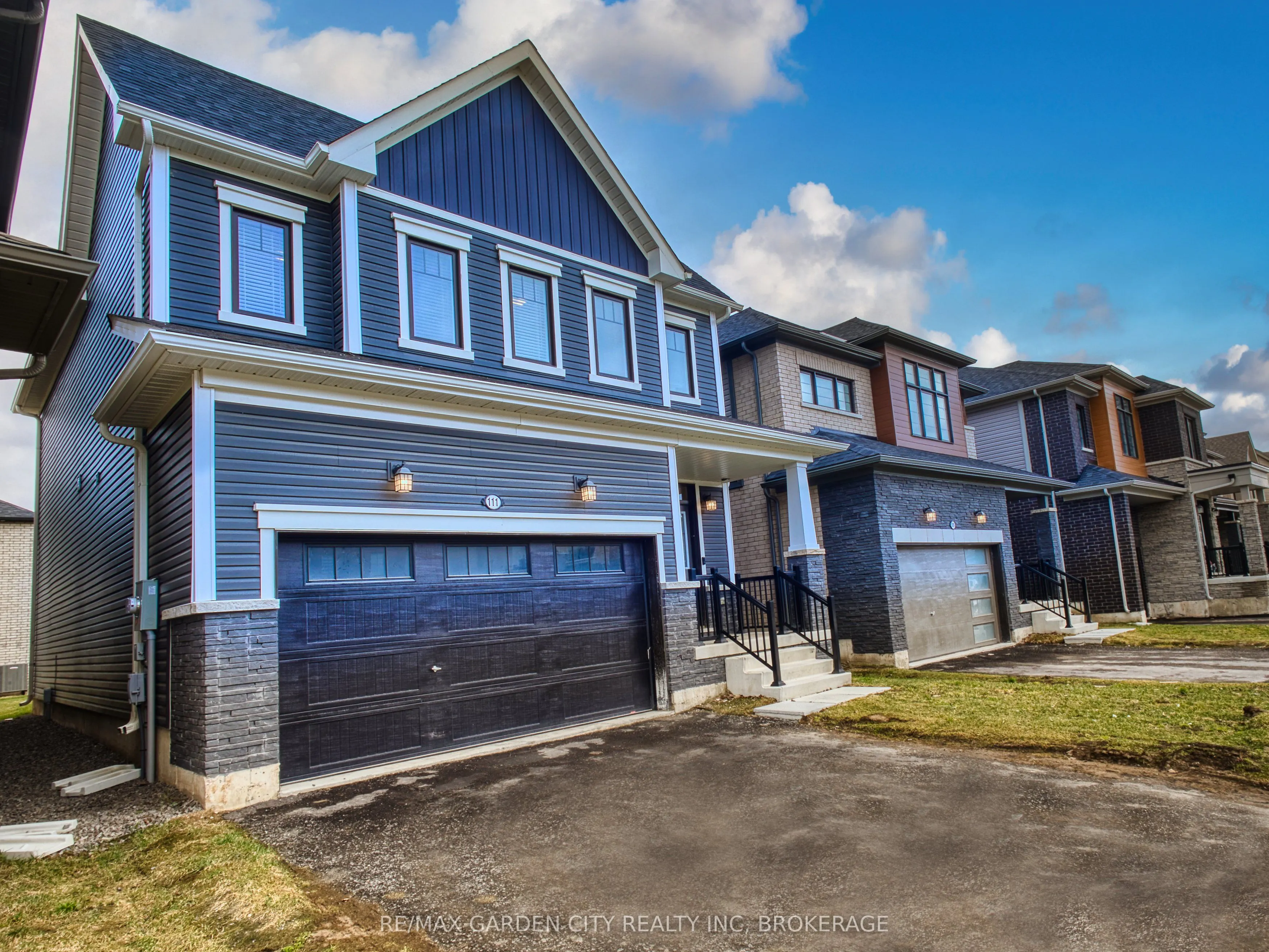 111 Sunflower Crescent